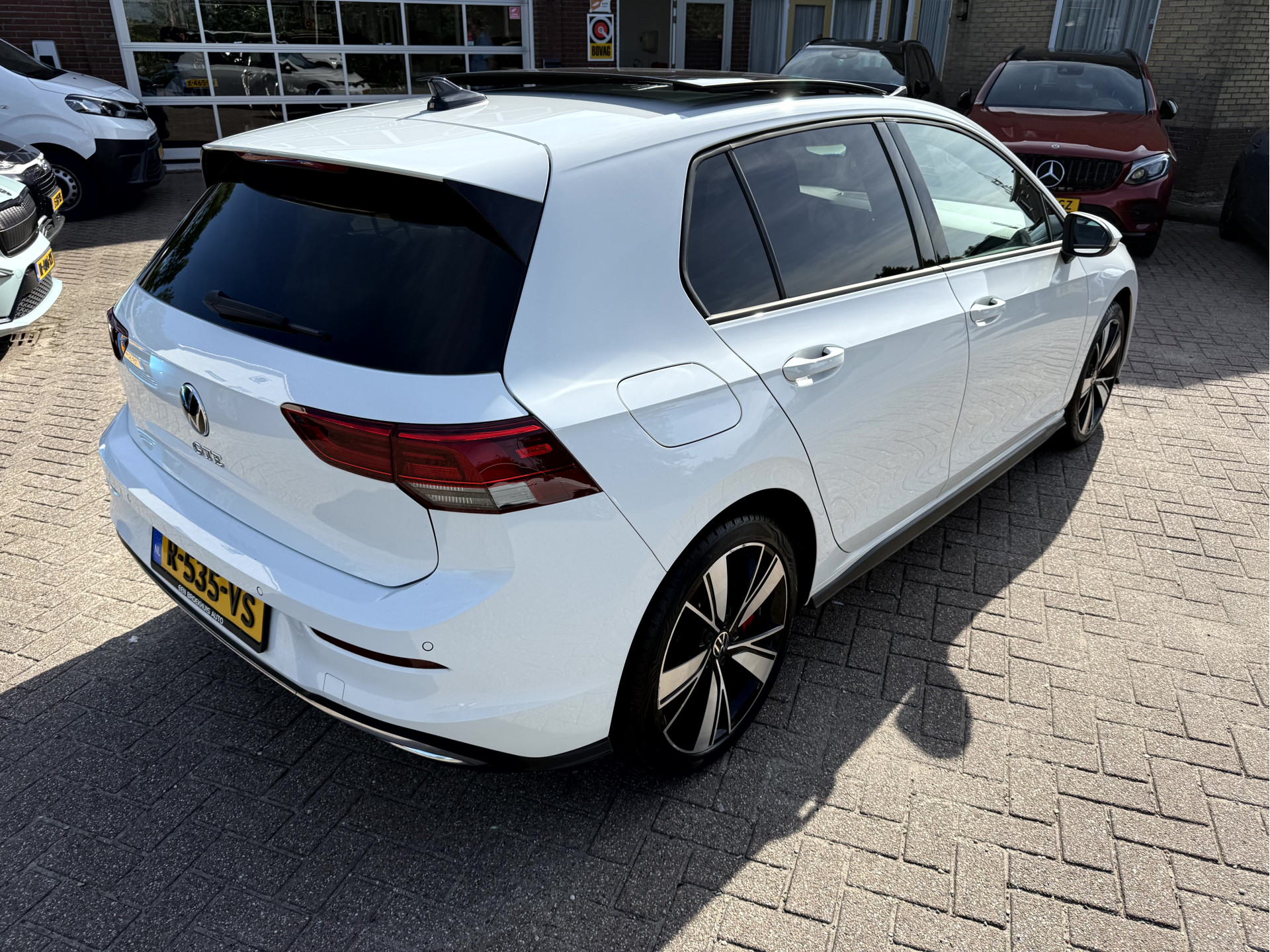 Foto van Volkswagen Golf GTE