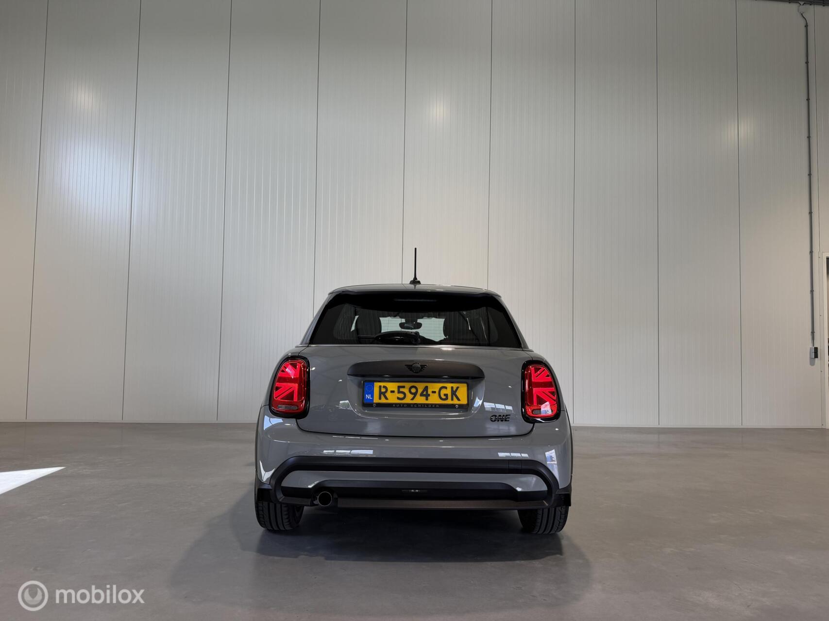 Foto van Mini One