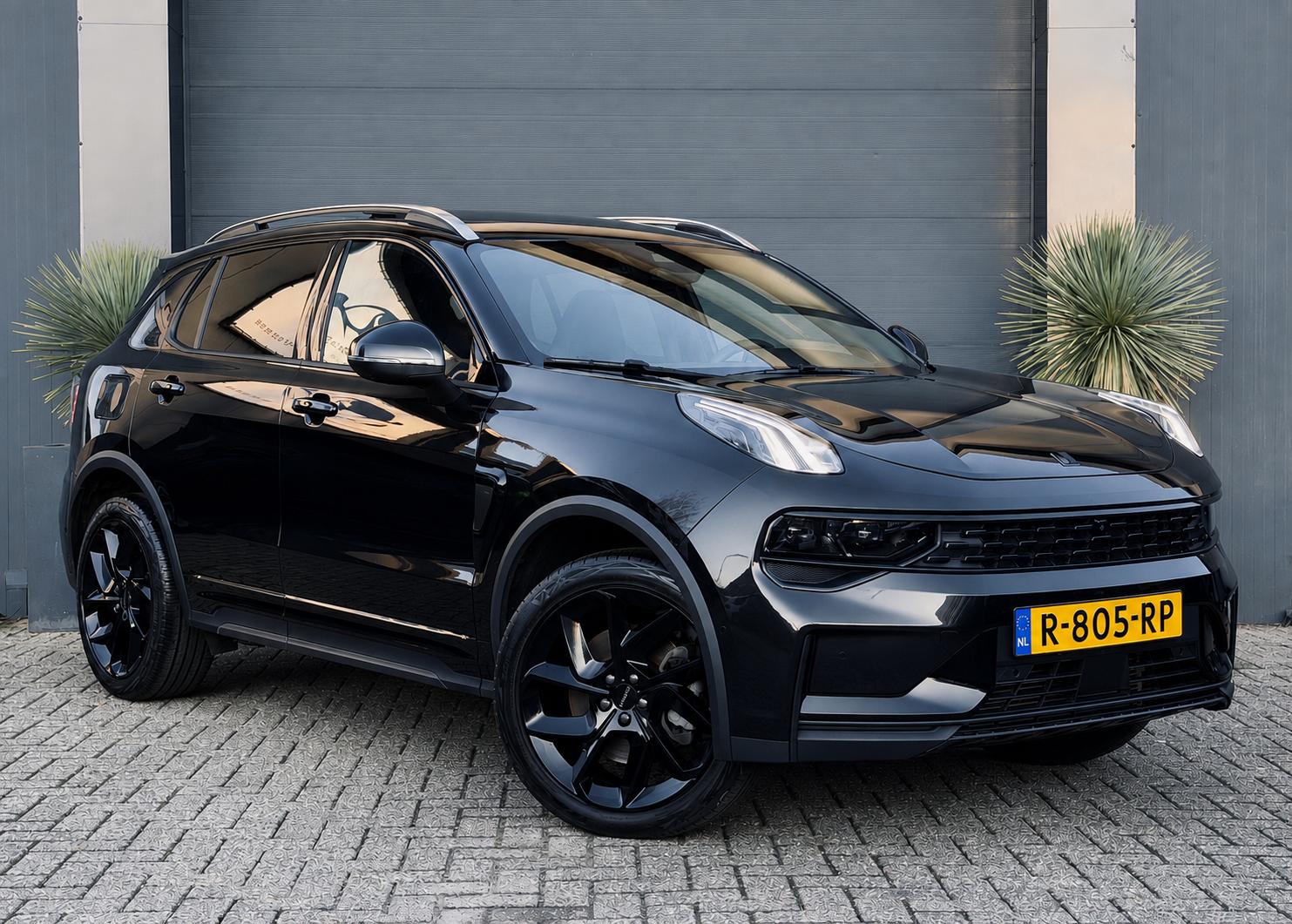 Lynk&co LYNK & Co 01 1.5 2022 - voorkant