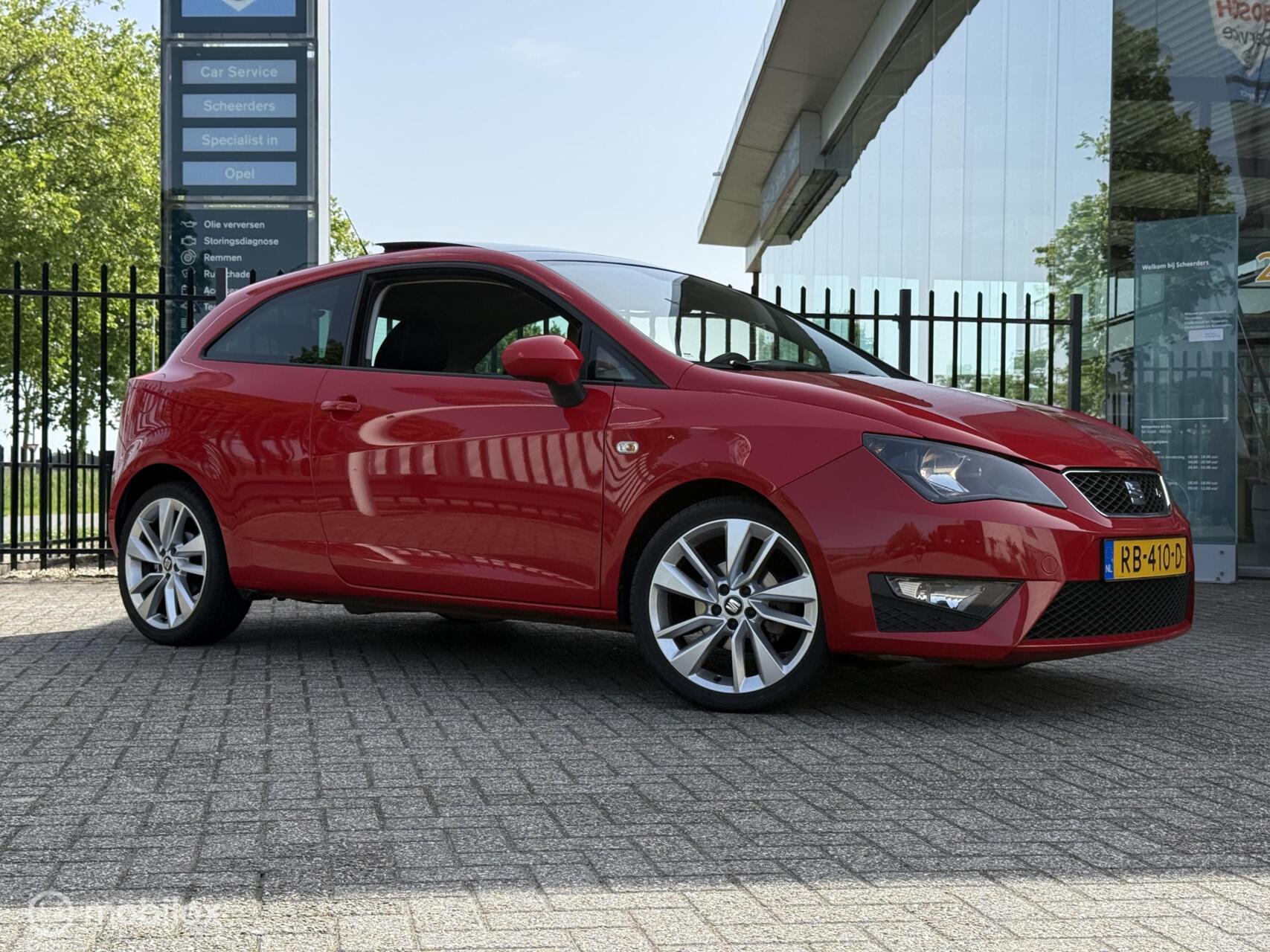 Seat Ibiza 1.2 TSI FR 2014 - voorkant
