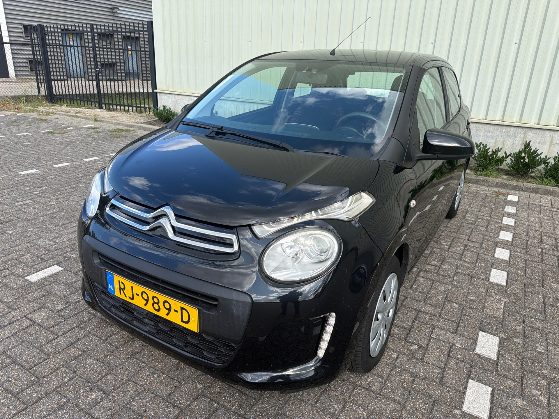 Citroen C1 1.0 e-VTi Feel|Airco|5 Deurs|Nieuwe APK 2017 - voorkant