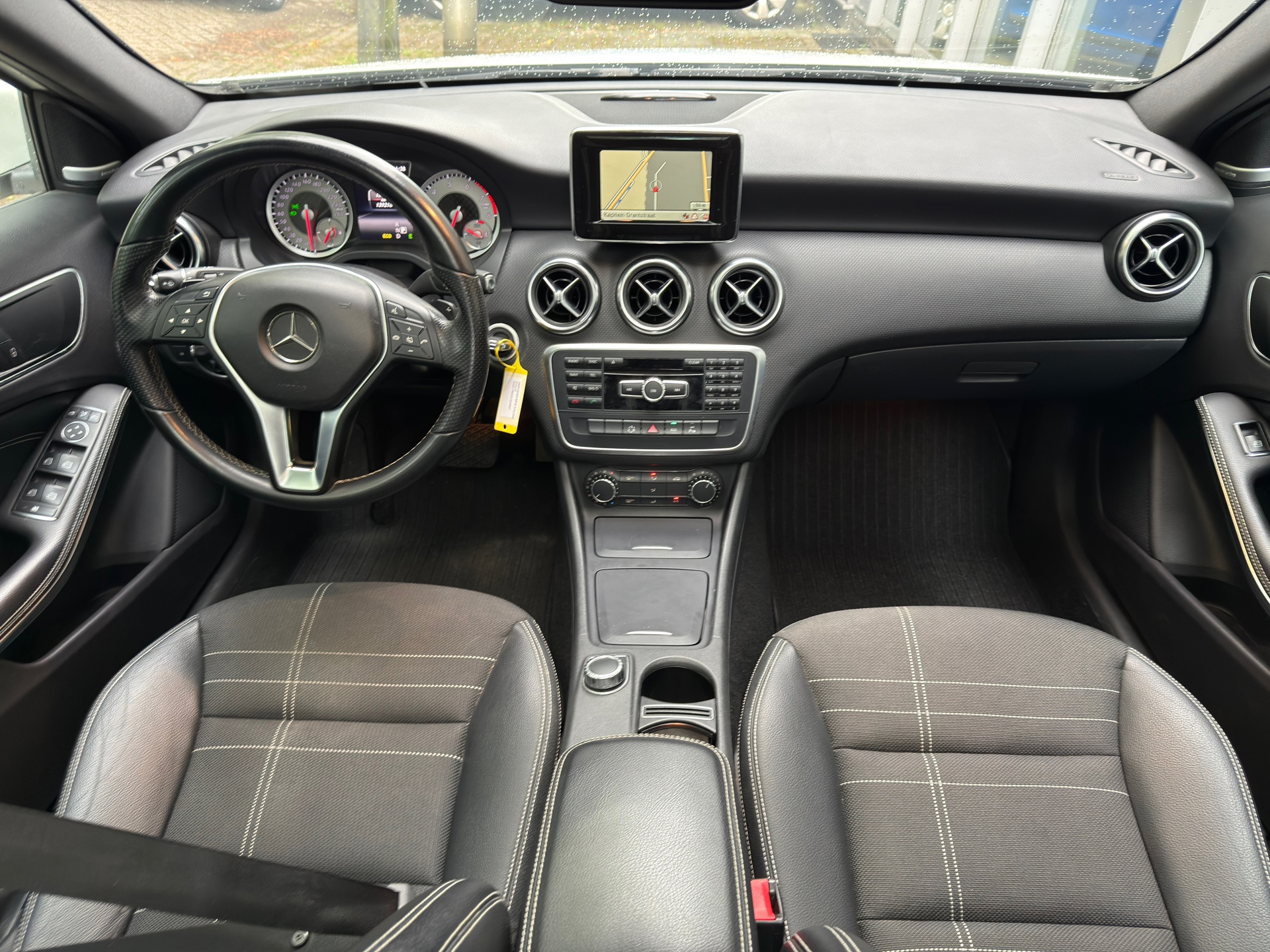 Foto van Mercedes-Benz A 250