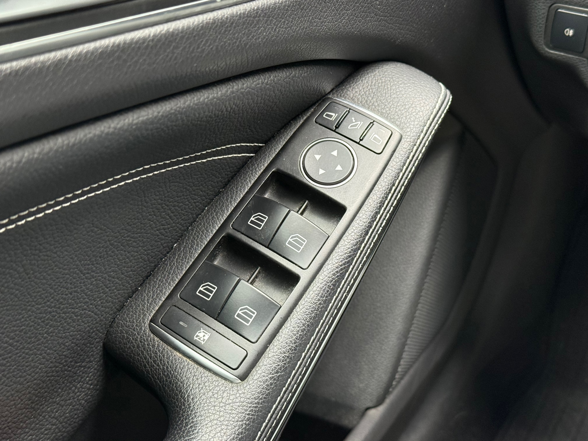 Foto van Mercedes-Benz A 250