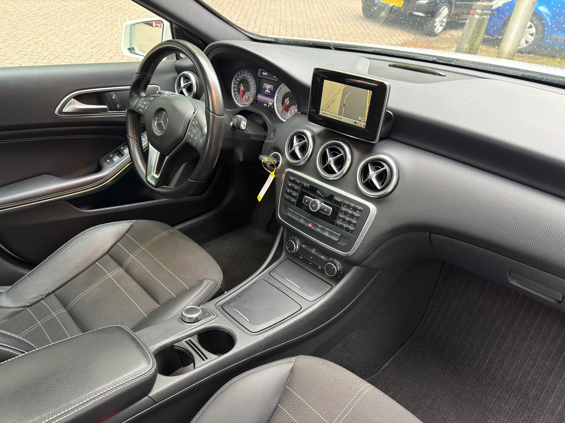 Foto van Mercedes-Benz A 250