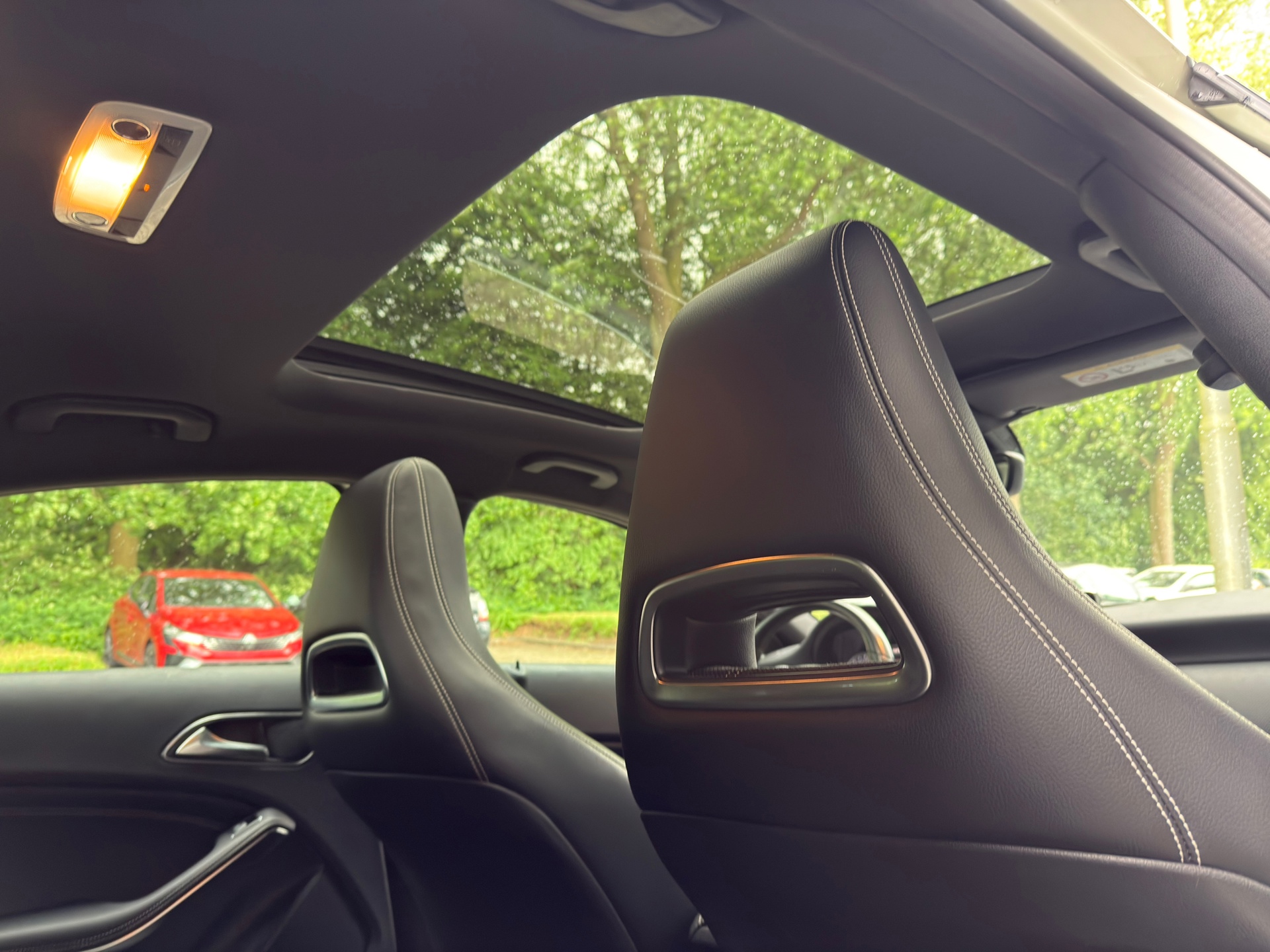 Foto van Mercedes-Benz A 250