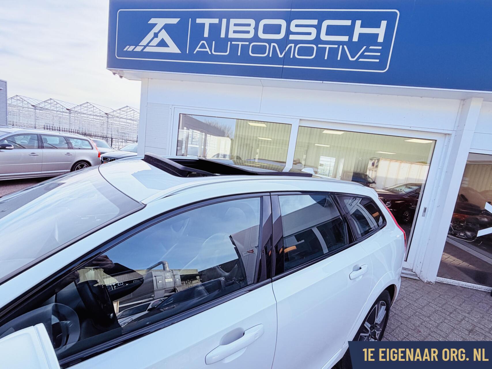 Foto van Volvo V90 Cross Country