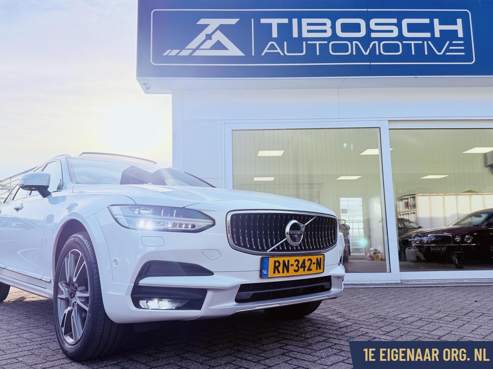 Foto van Volvo V90 Cross Country