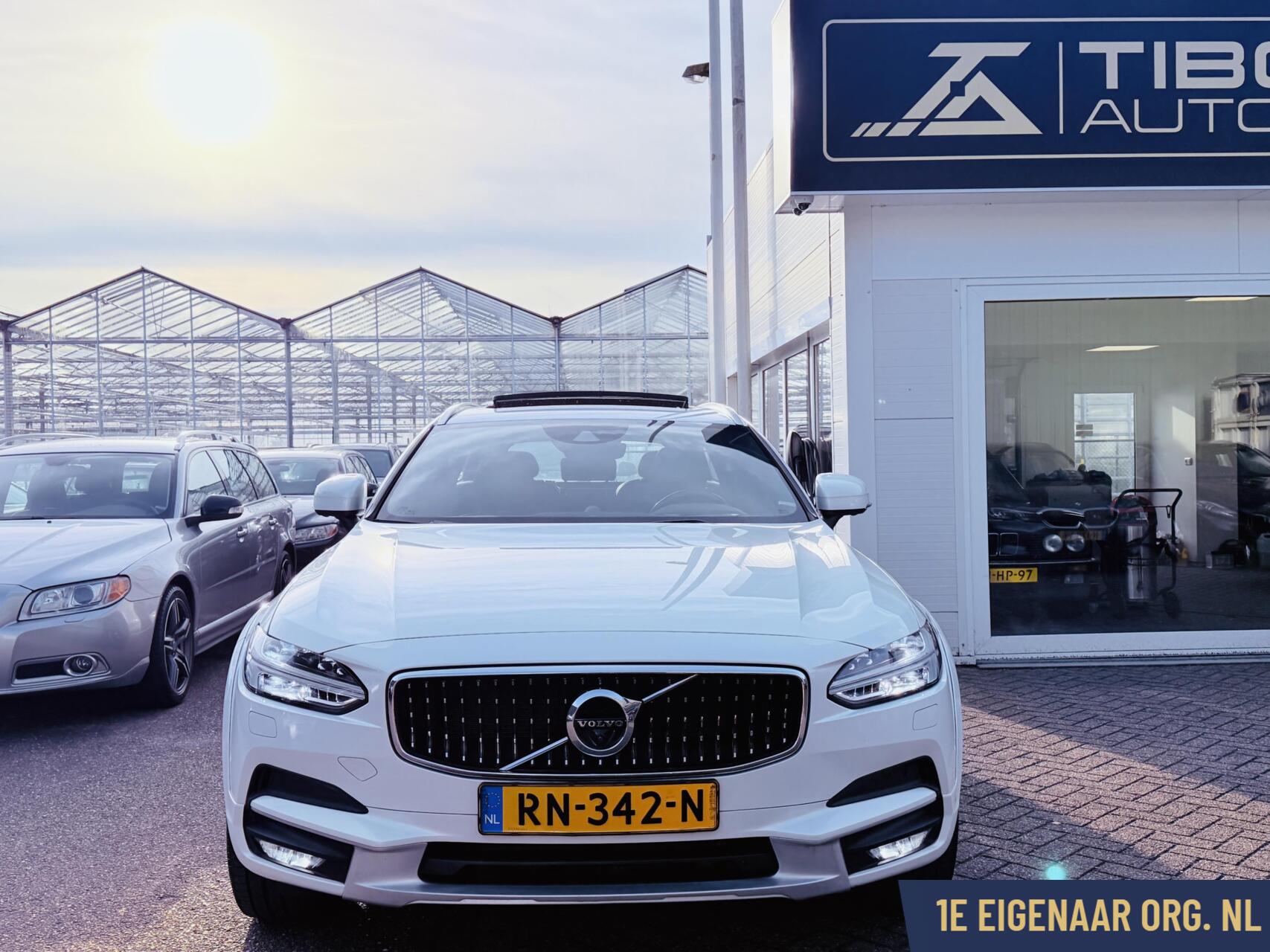 Foto van Volvo V90 Cross Country