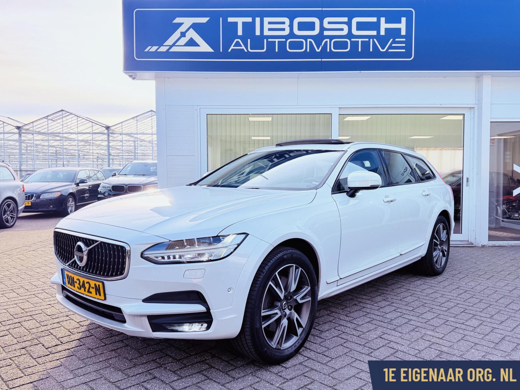 Foto van Volvo V90 Cross Country