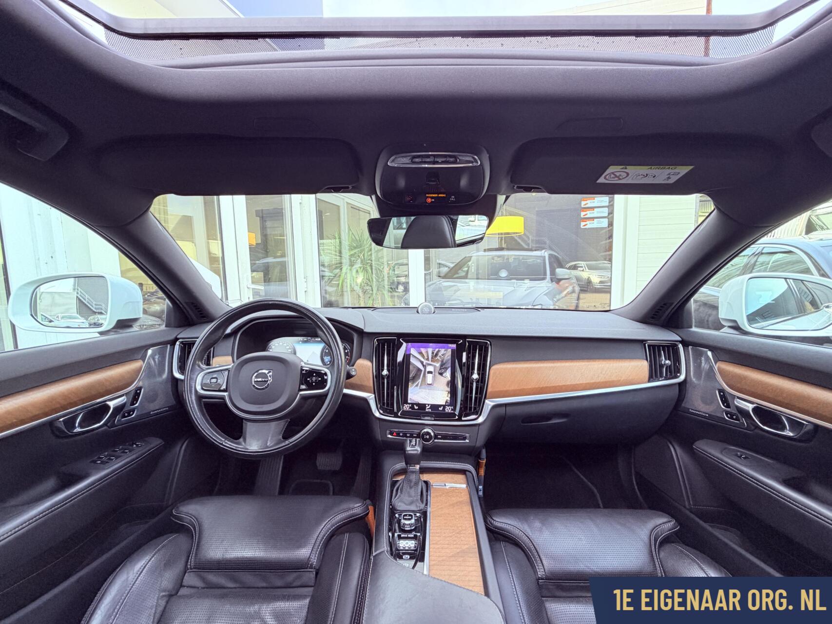 Foto van Volvo V90 Cross Country