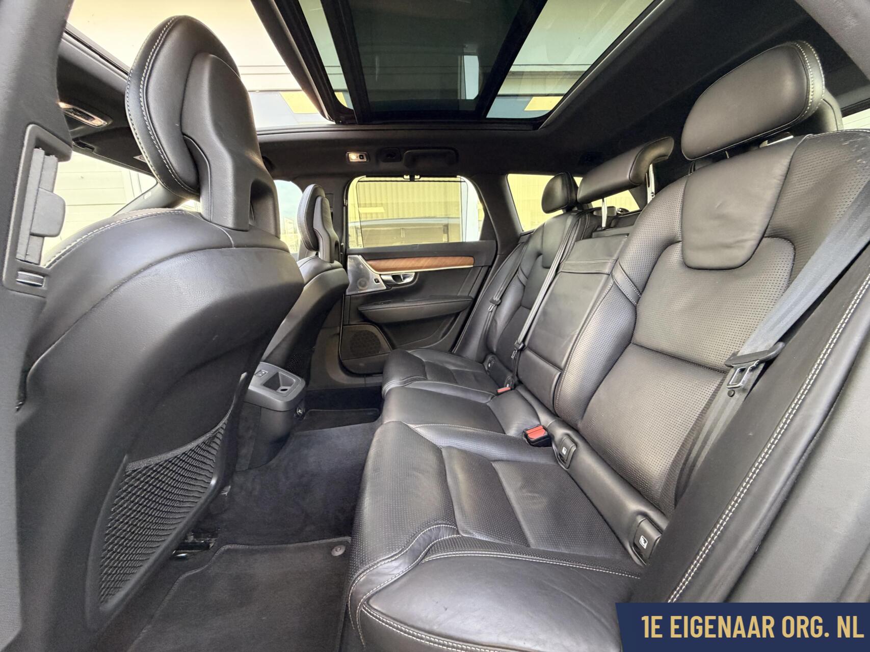 Foto van Volvo V90 Cross Country