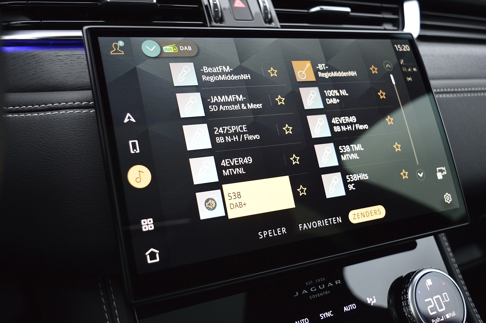 Foto van Jaguar Jaguar F-pace