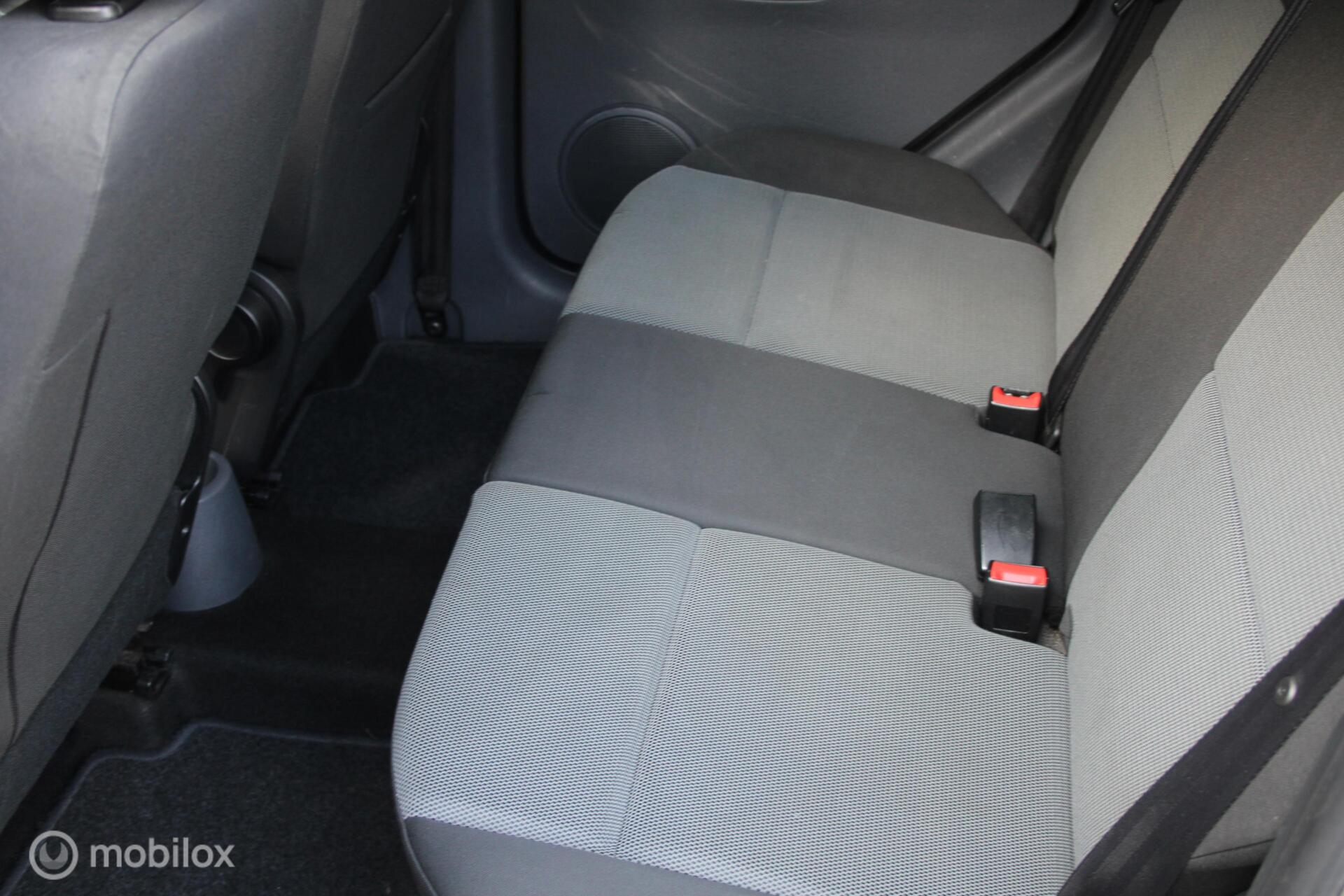 Foto van Mitsubishi Colt