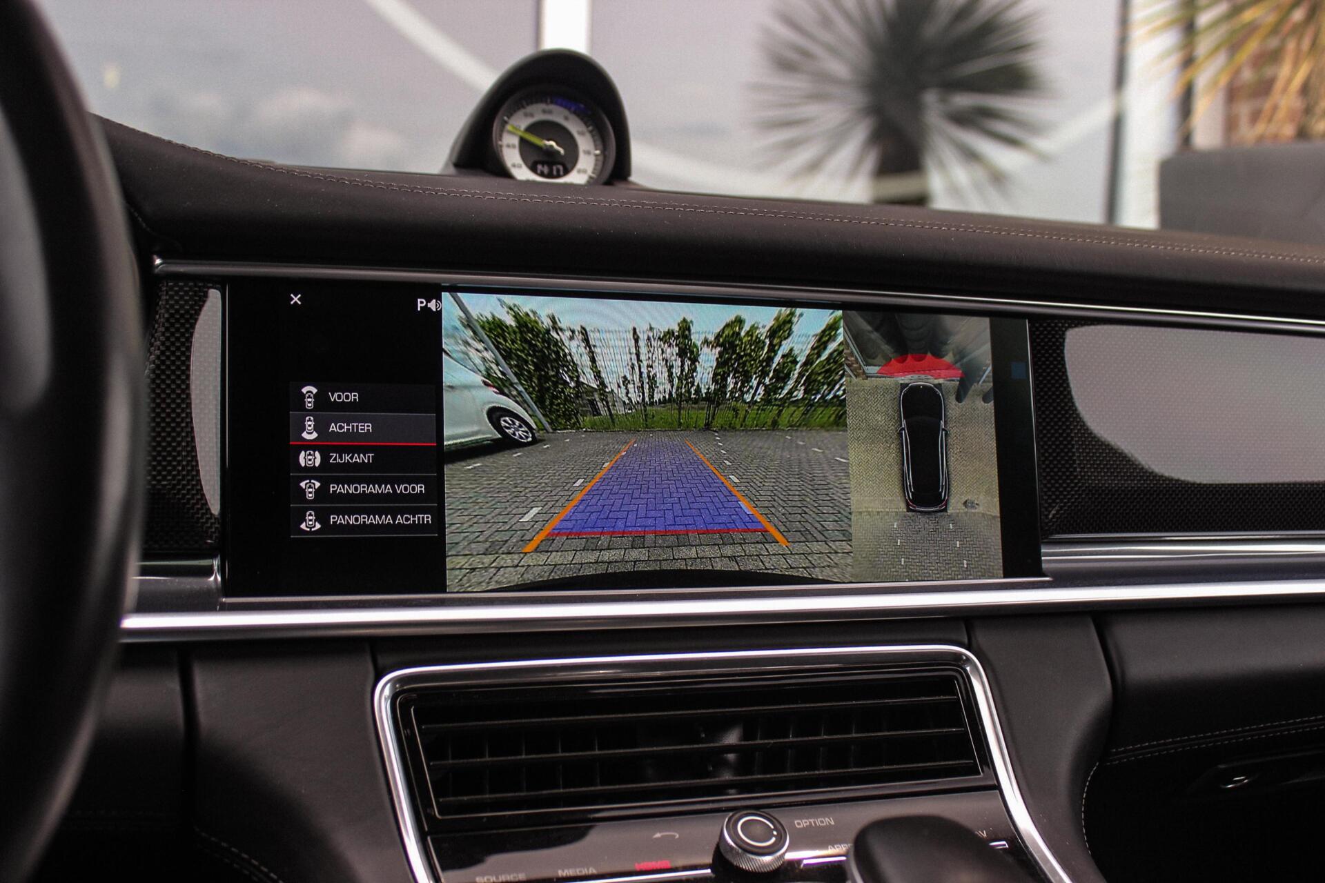 Foto van Porsche Panamera Turbo S E-hybrid