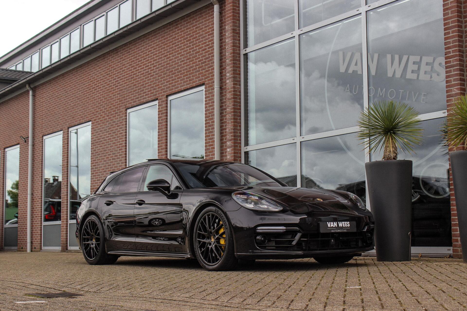 Foto van Porsche Panamera Turbo S E-hybrid