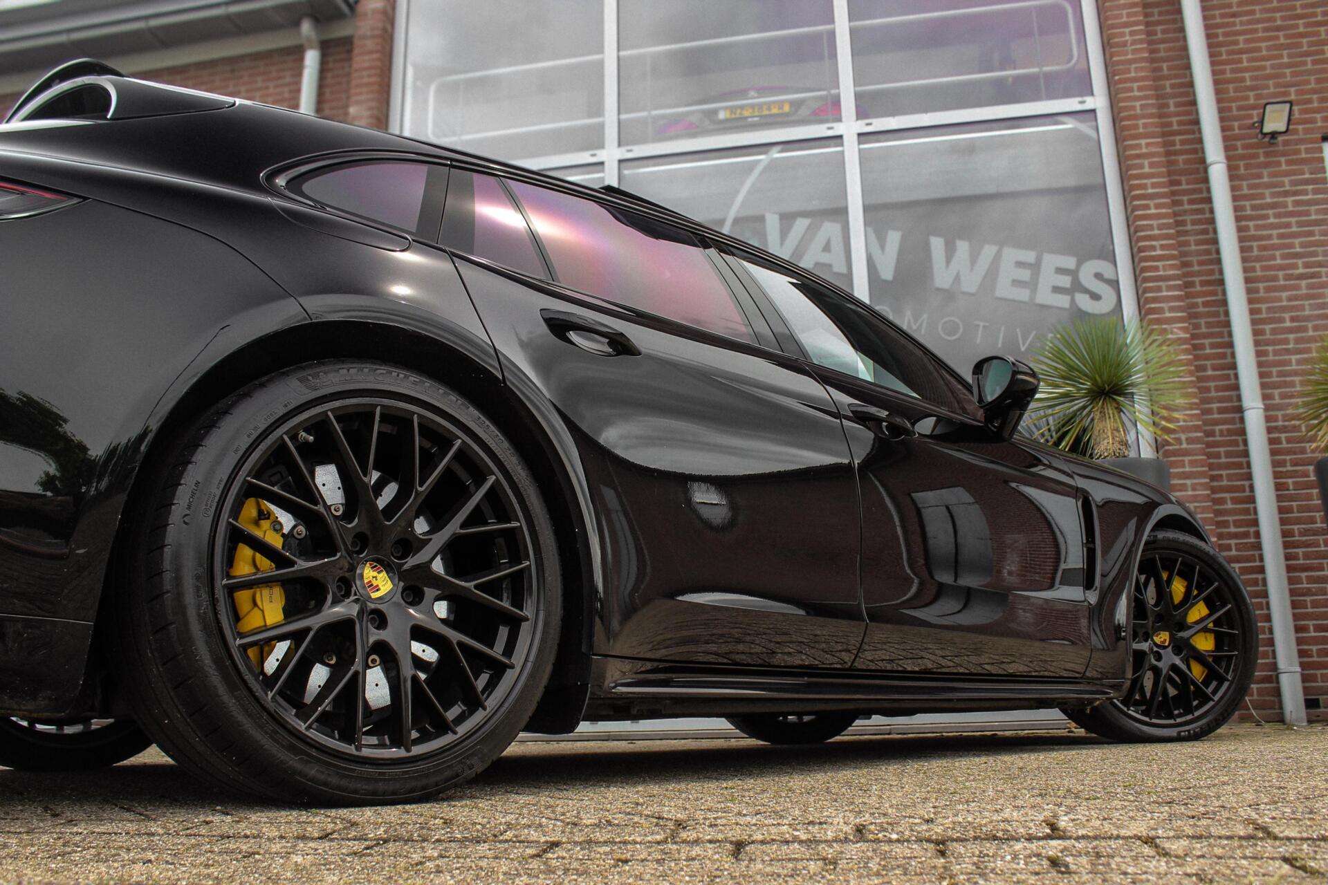 Foto van Porsche Panamera Turbo S E-hybrid