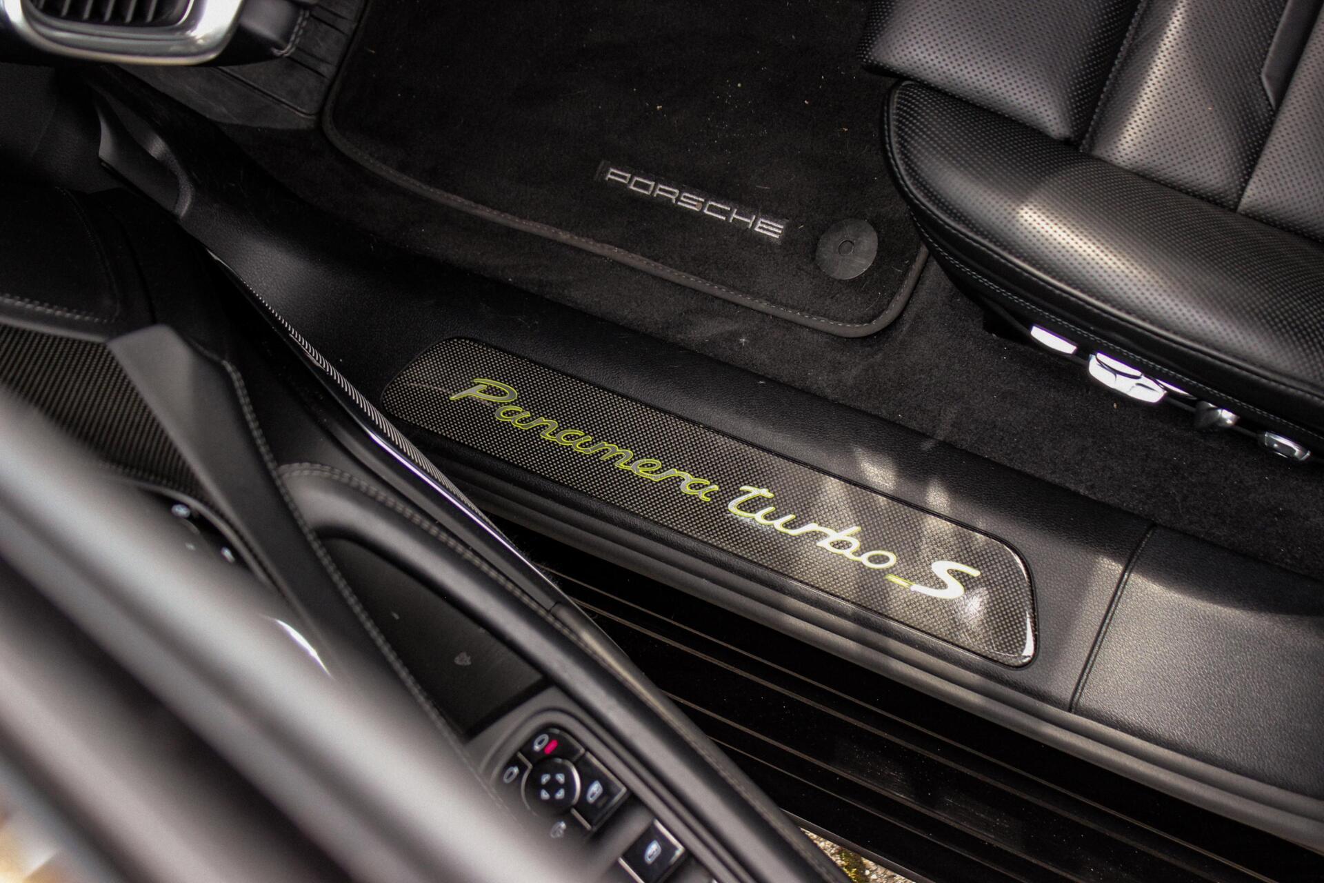 Foto van Porsche Panamera Turbo S E-hybrid