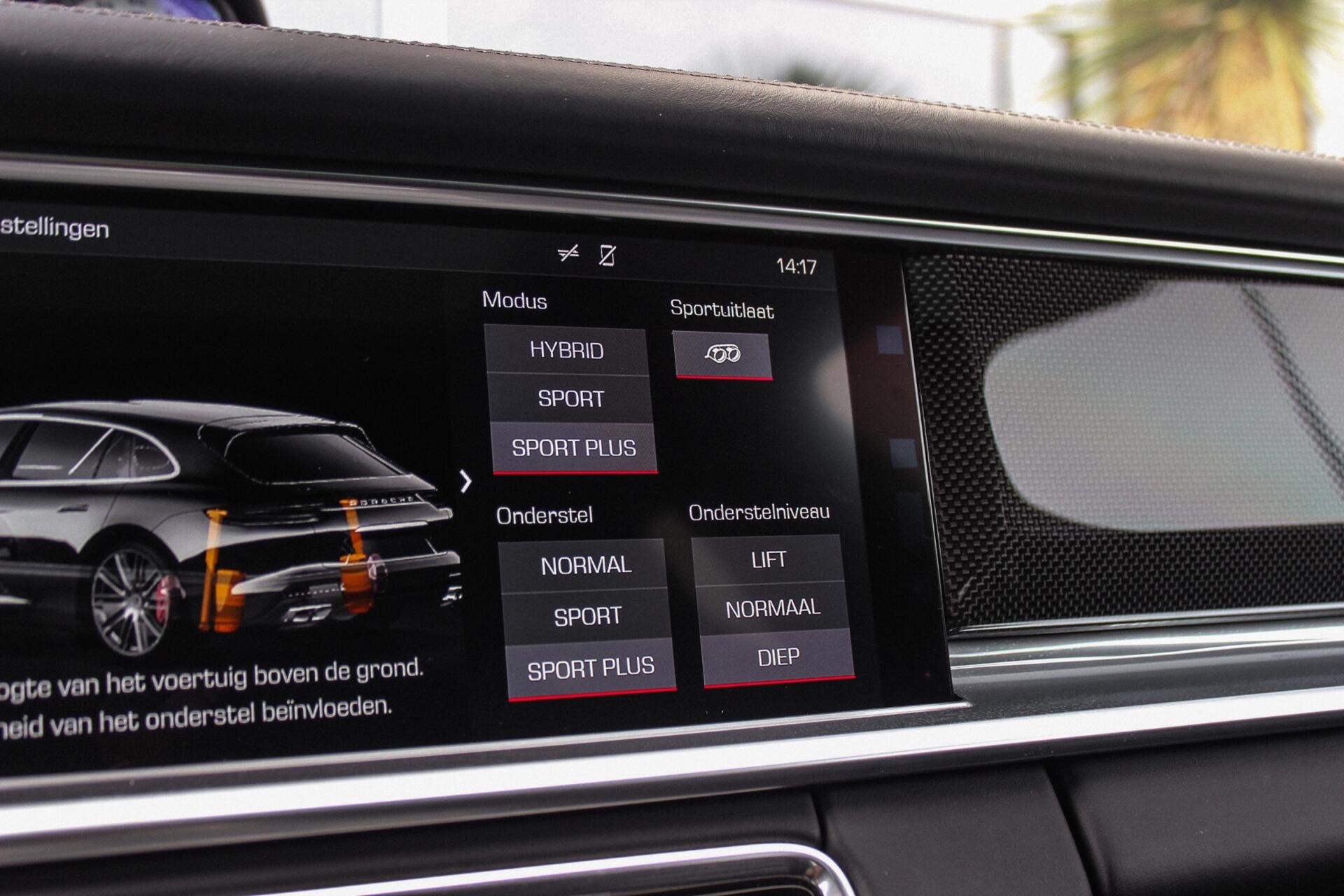 Foto van Porsche Panamera Turbo S E-hybrid