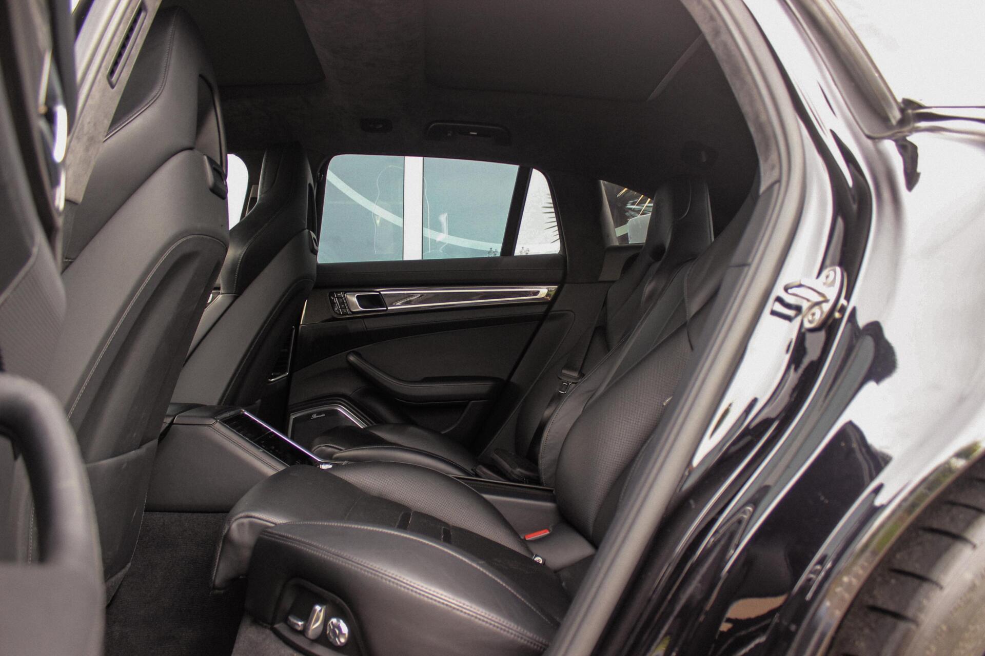 Foto van Porsche Panamera Turbo S E-hybrid