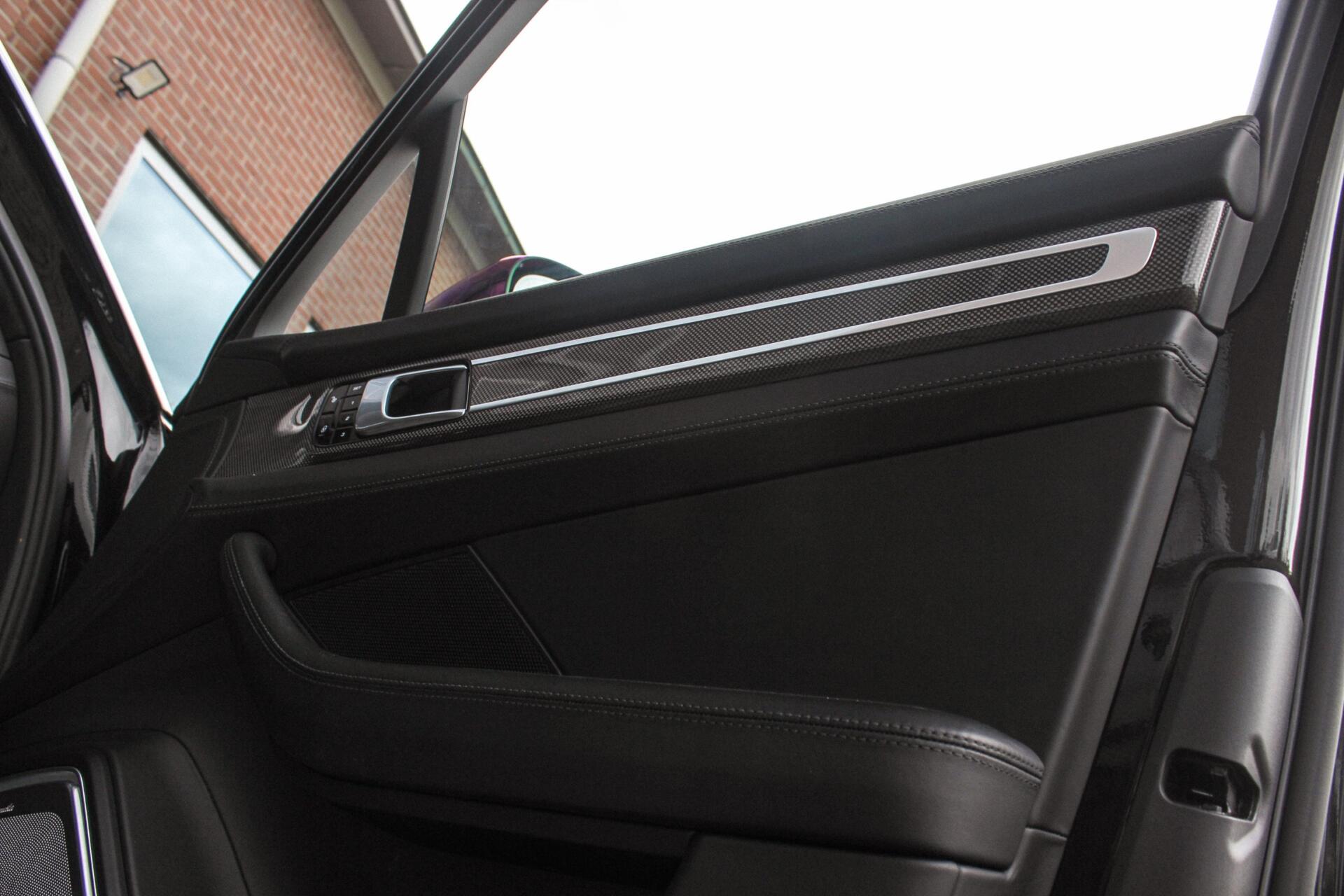 Foto van Porsche Panamera Turbo S E-hybrid