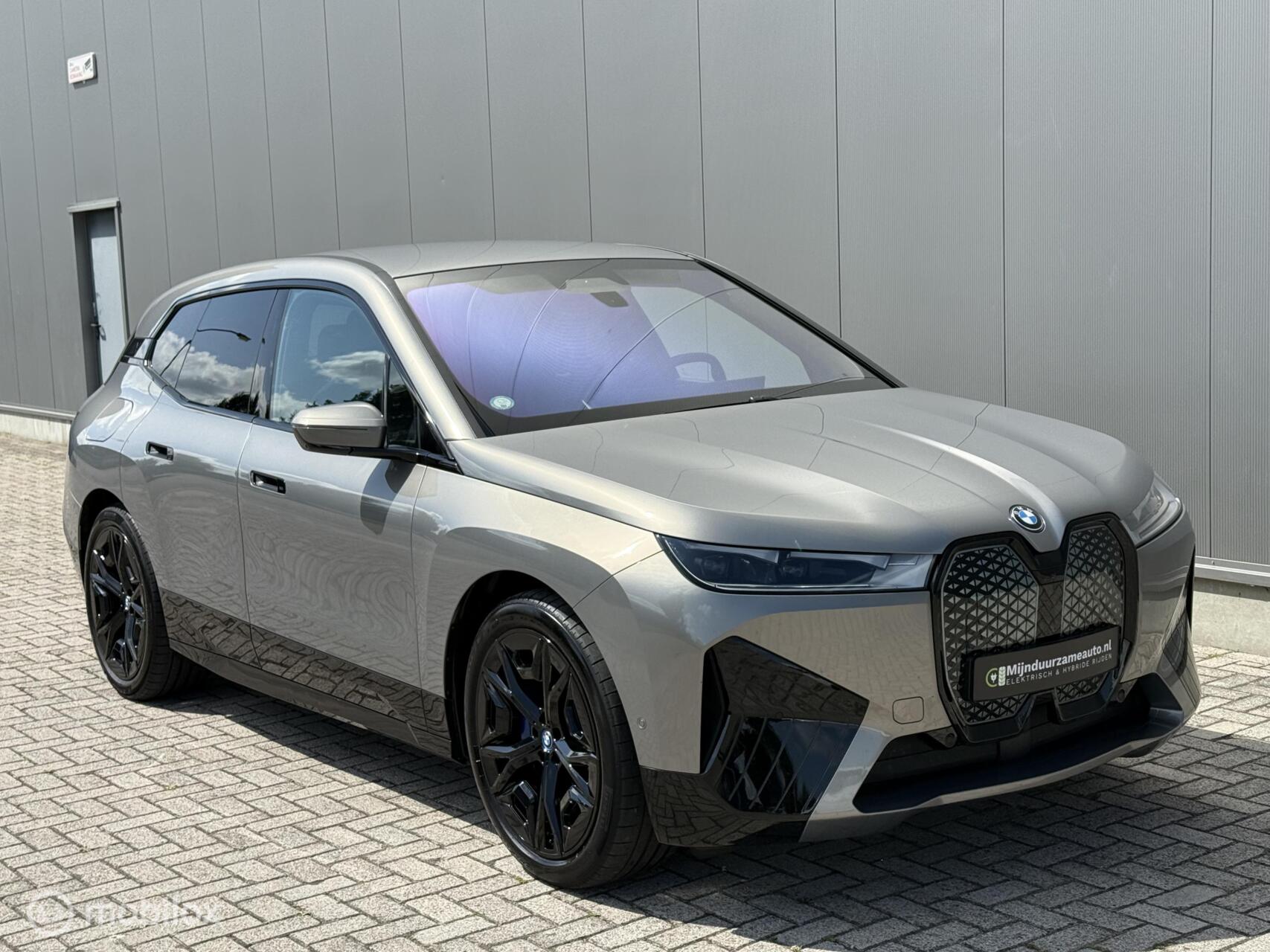 Foto van BMW Ix Xdrive40