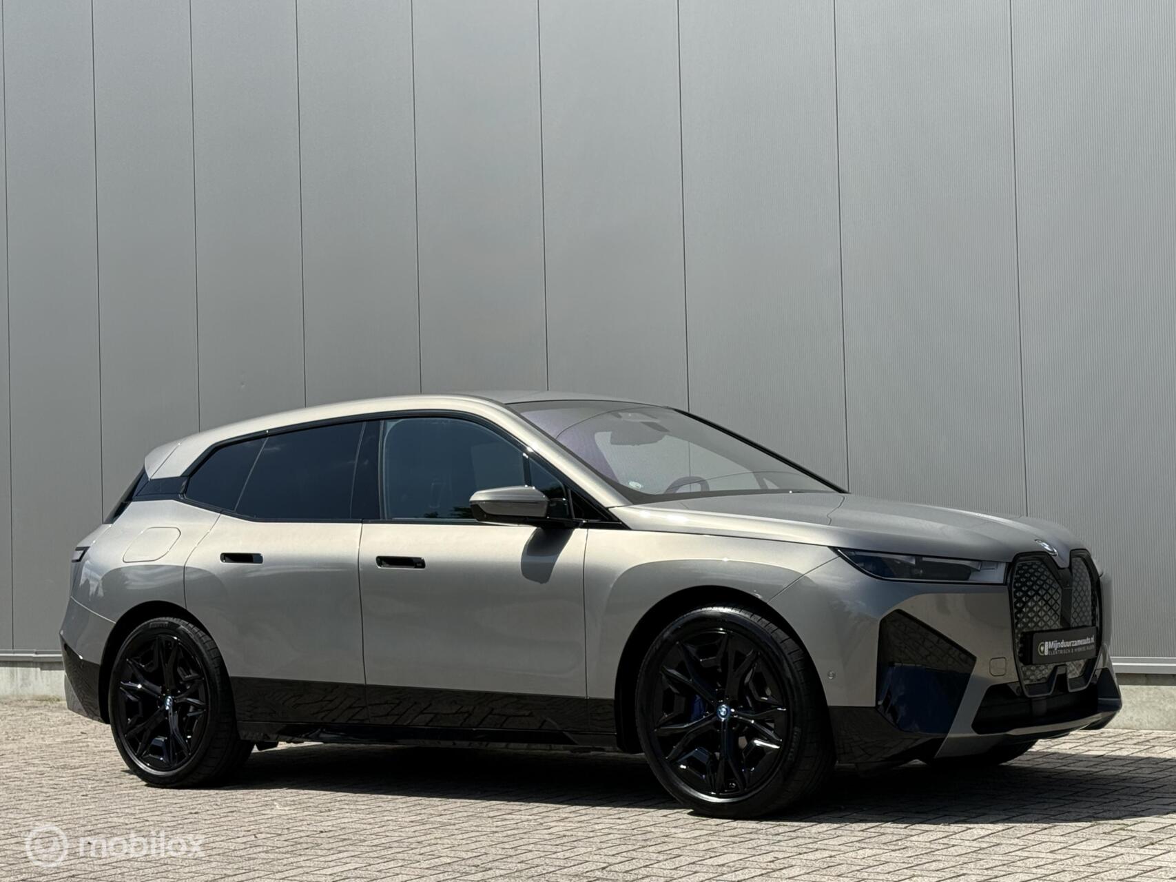 Foto van BMW Ix Xdrive40
