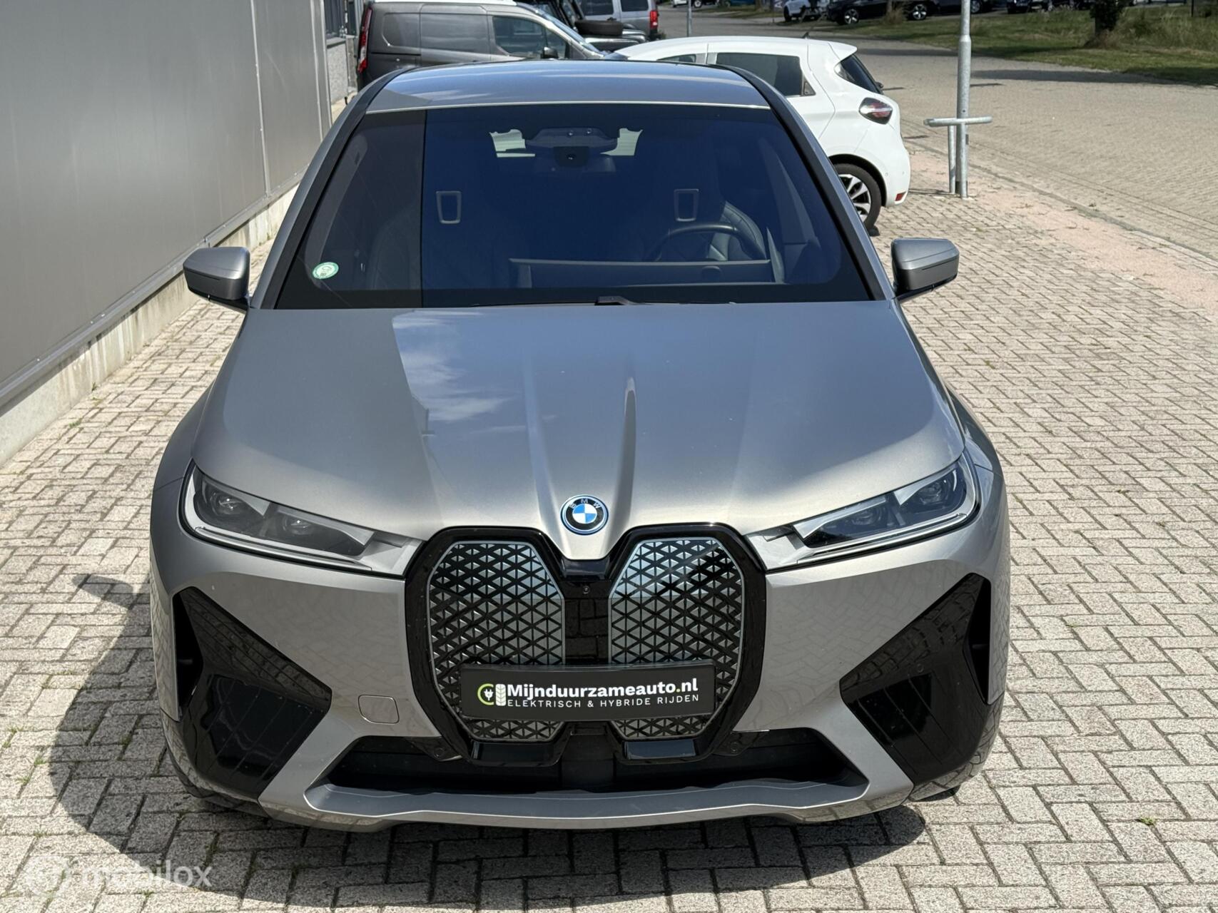 Foto van BMW Ix Xdrive40