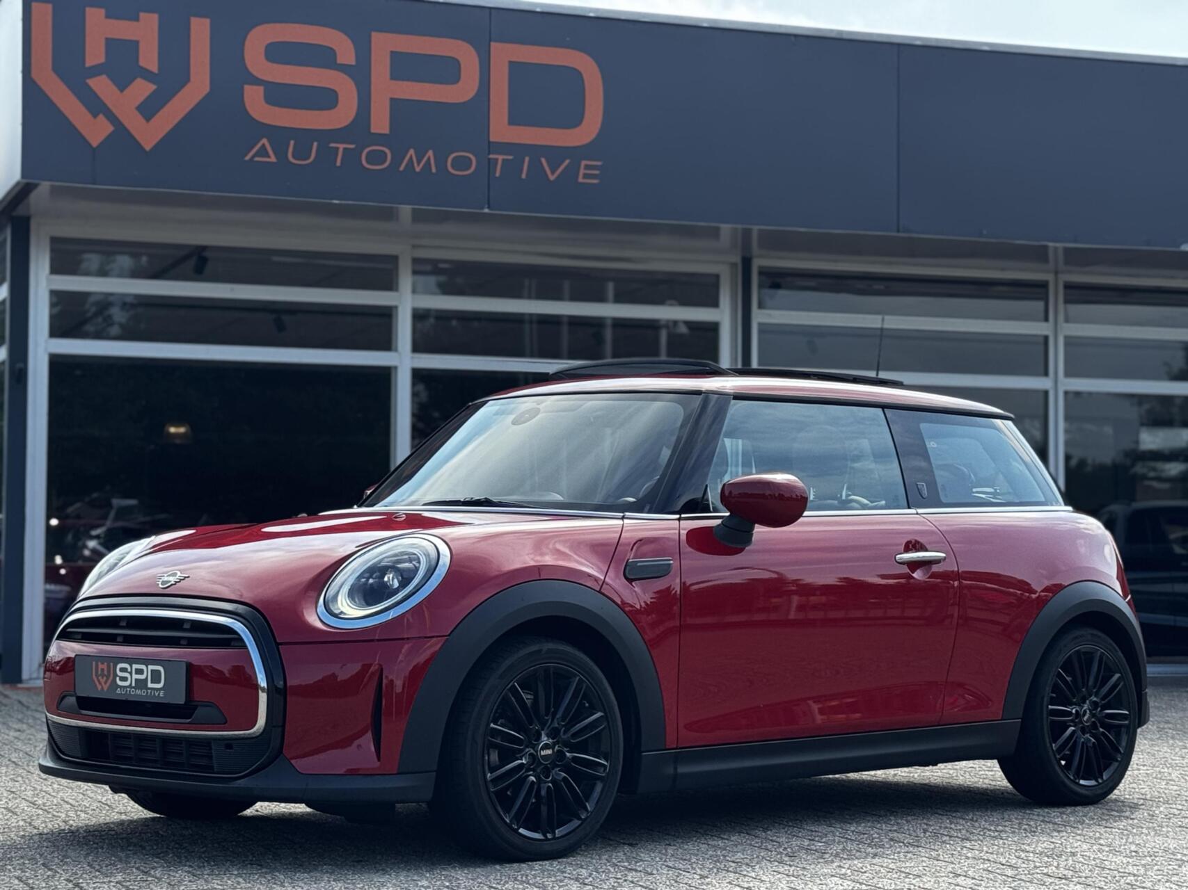 Mini One 1.5 One John Cooper Works 2022 - voorkant
