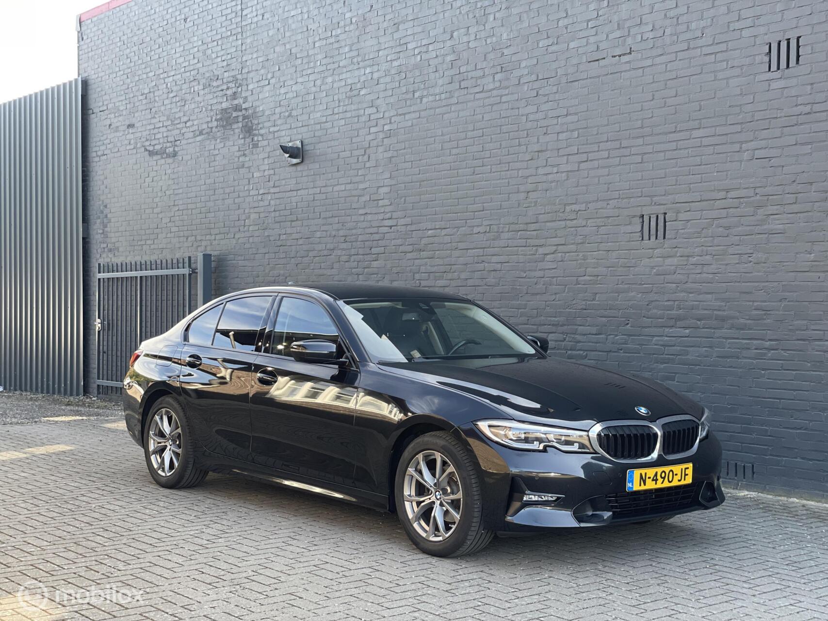 Foto van BMW 318i