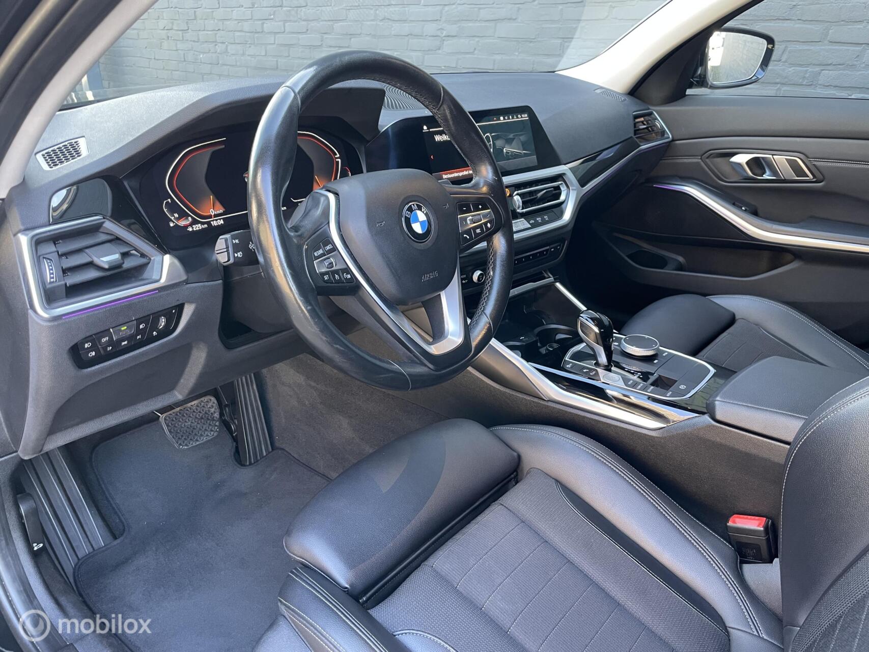 Foto van BMW 318i