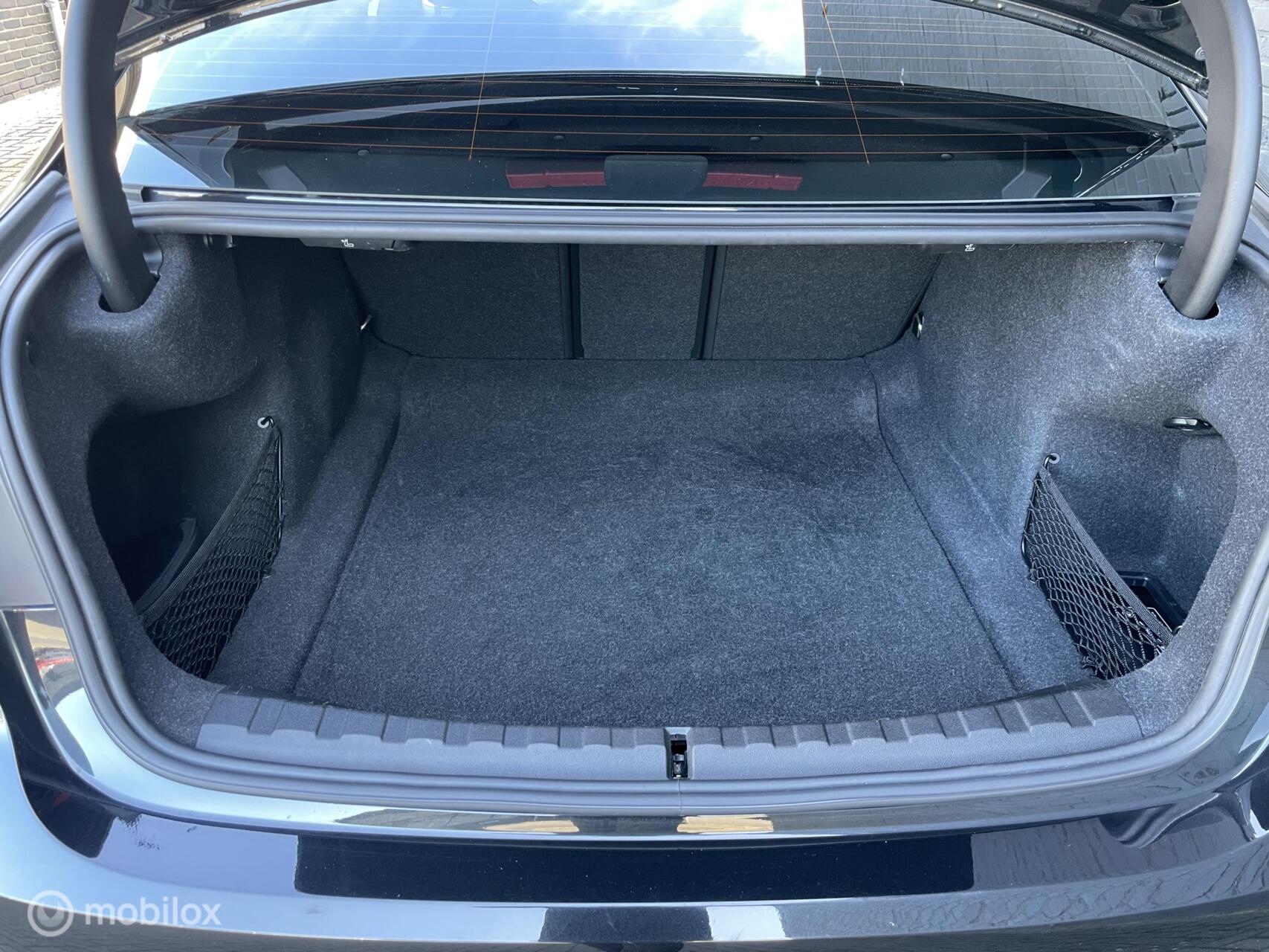 Foto van BMW 318i