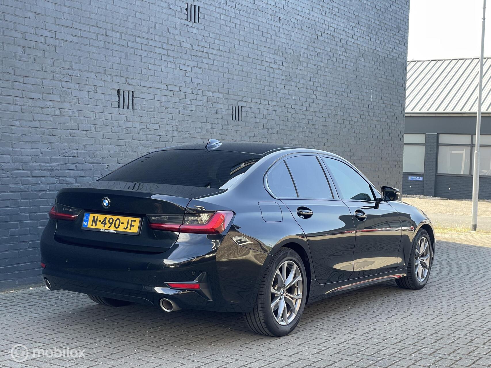 Foto van BMW 318i
