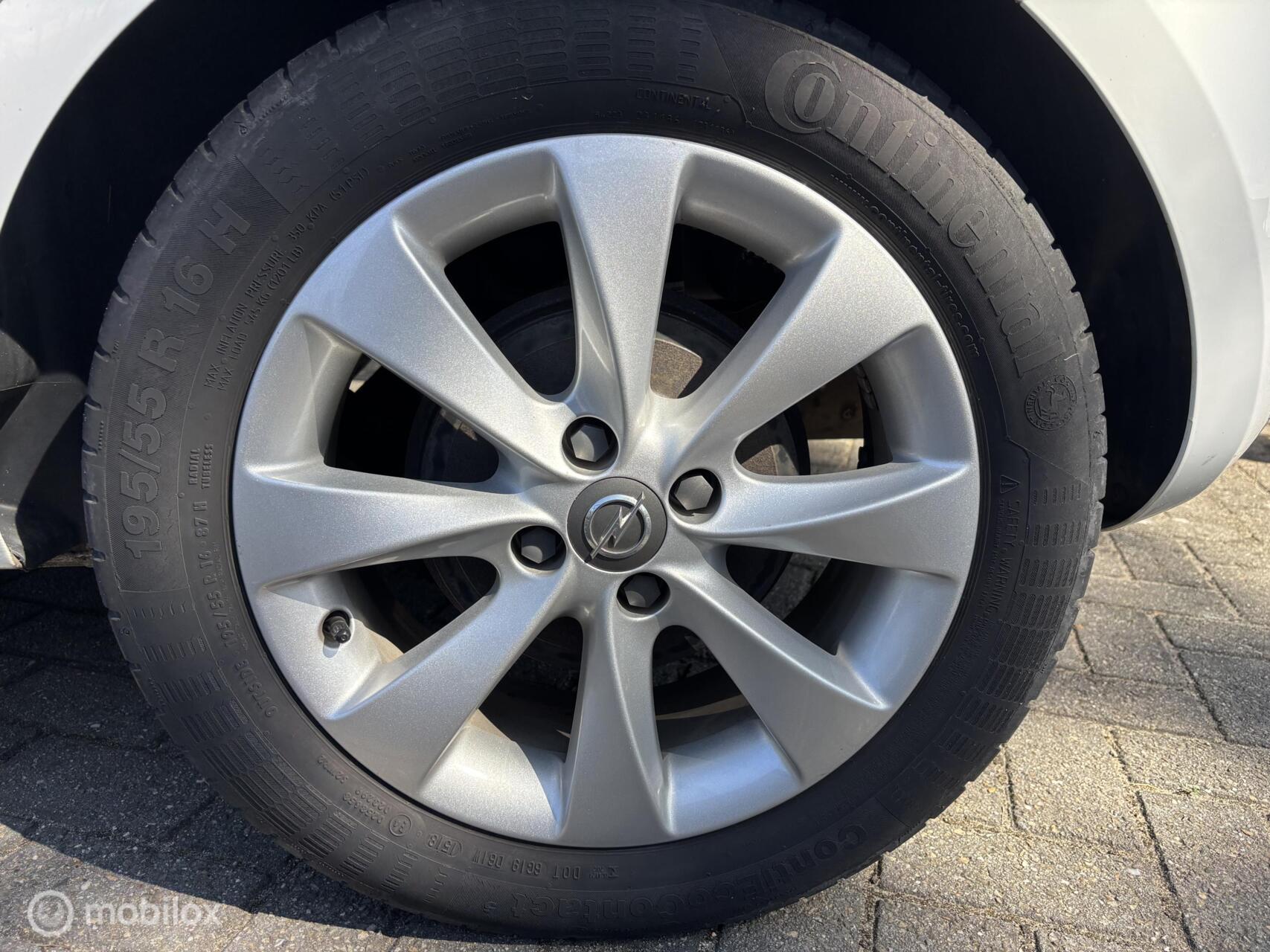 Foto van Opel Corsa-e