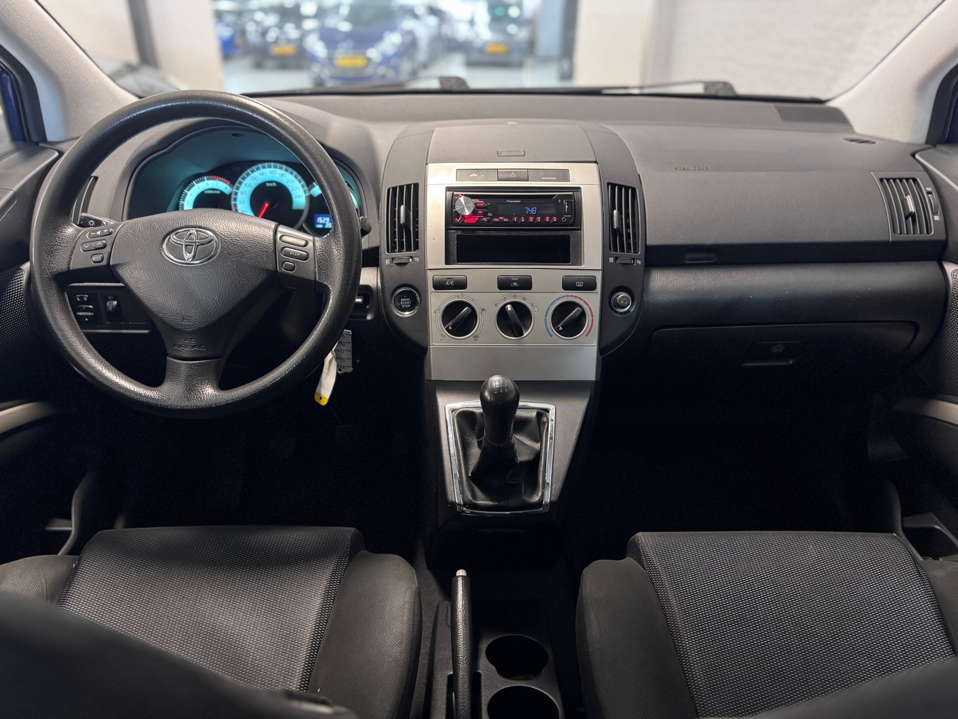 Foto van Toyota Toyota Corolla Verso