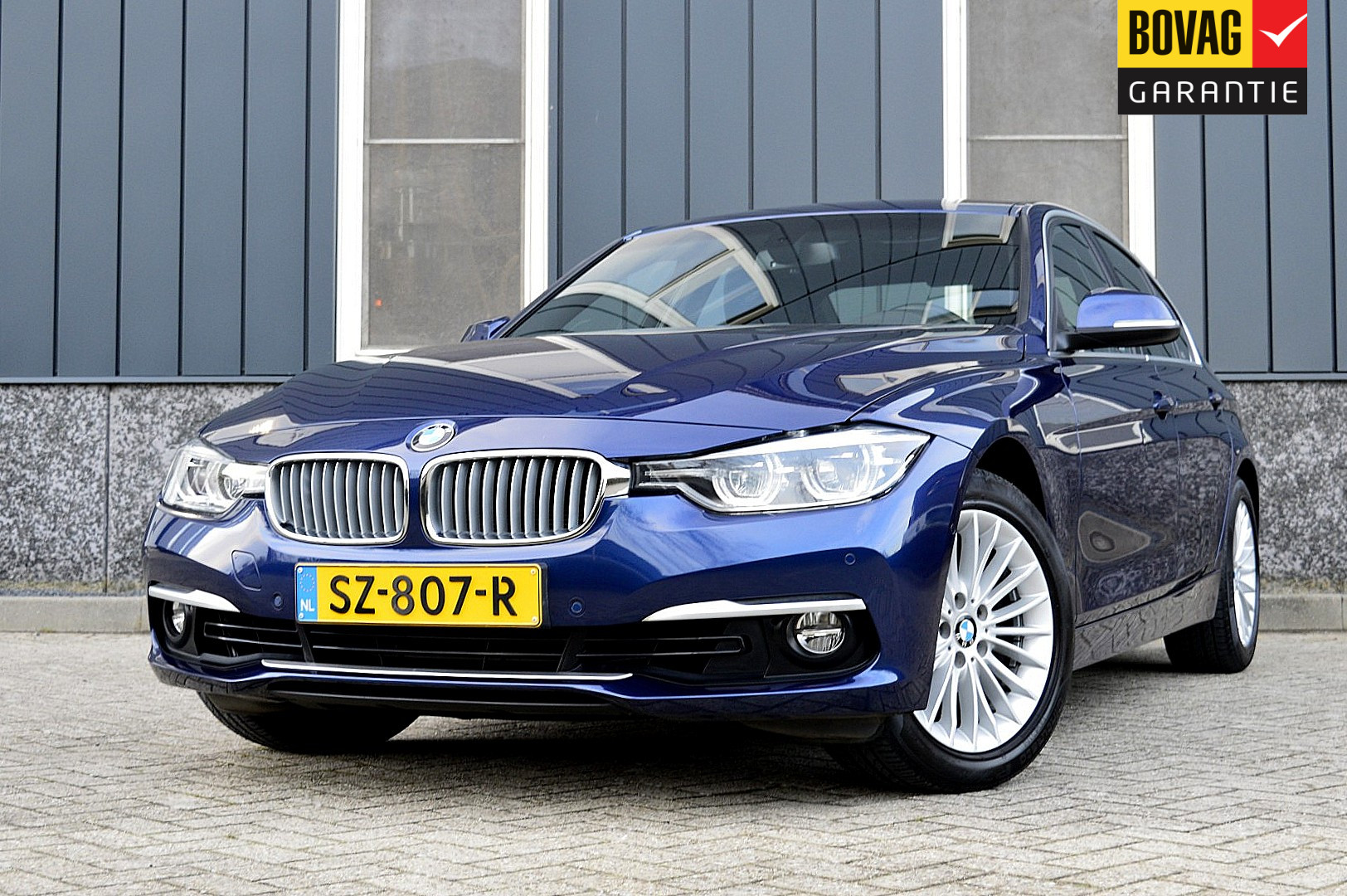 BMW 318i 318i Luxury Edition 2018 - voorkant