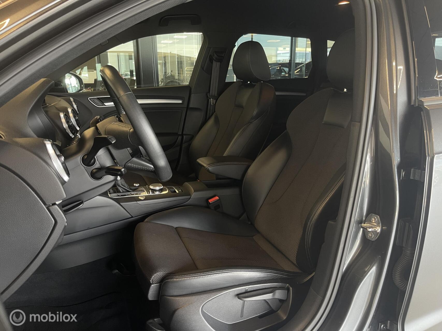Foto van Audi A3 Sportback E-tron
