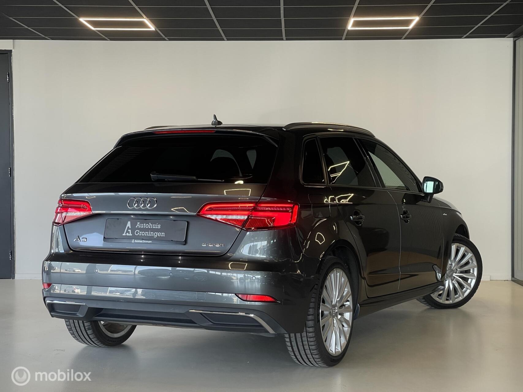 Foto van Audi A3 Sportback E-tron