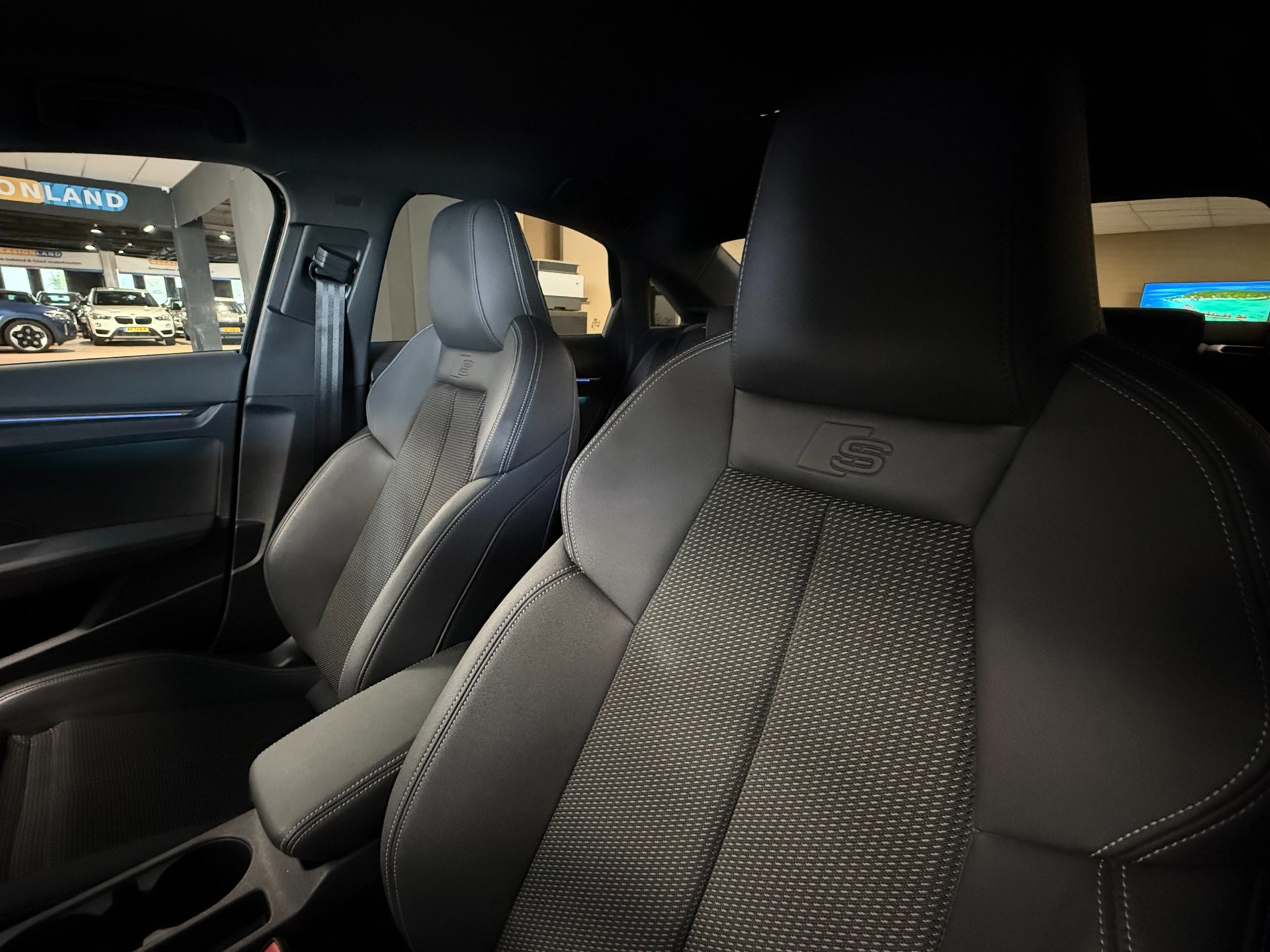 Foto van Audi A3 Limousine