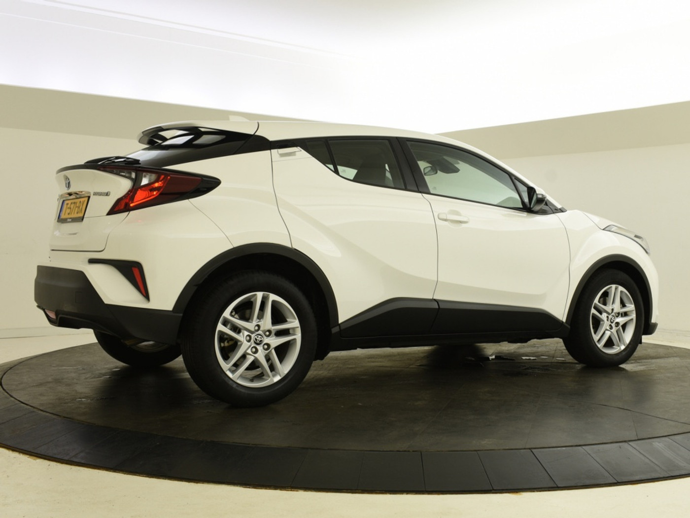 Foto van Toyota Toyota C-hr