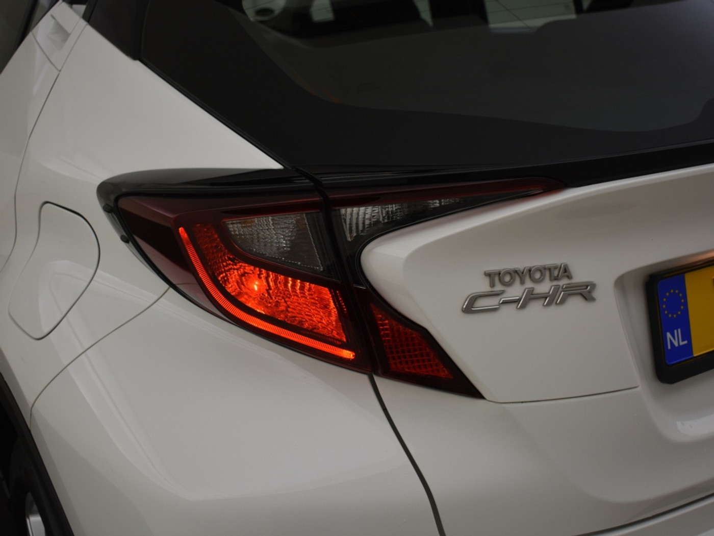 Foto van Toyota Toyota C-hr