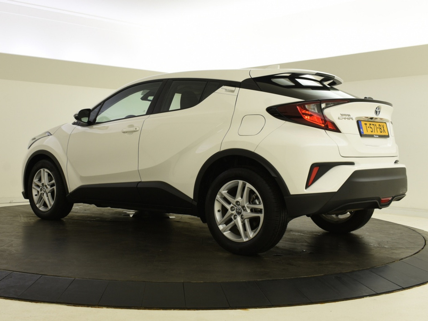 Foto van Toyota Toyota C-hr