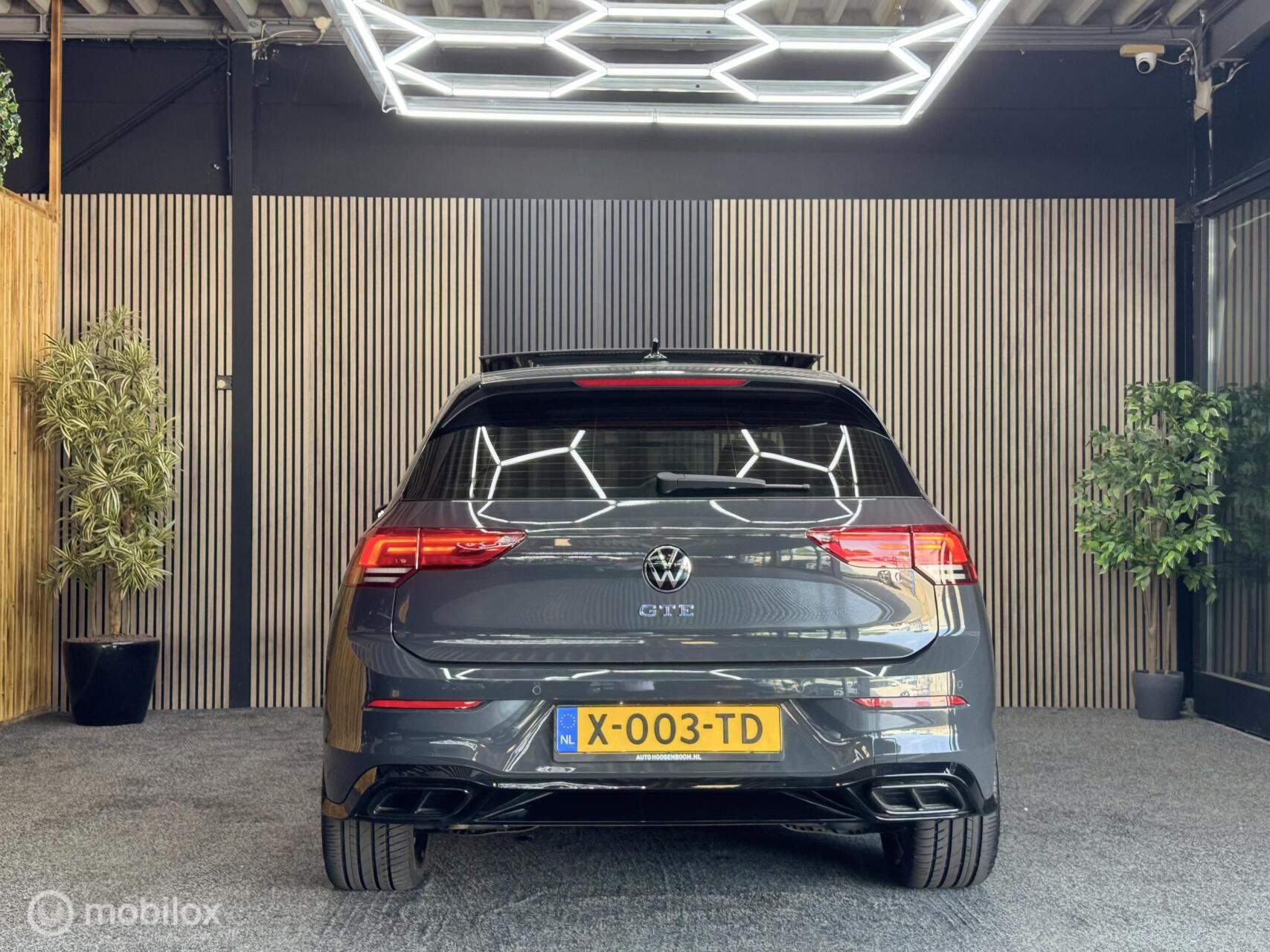 Foto van Volkswagen Golf GTE