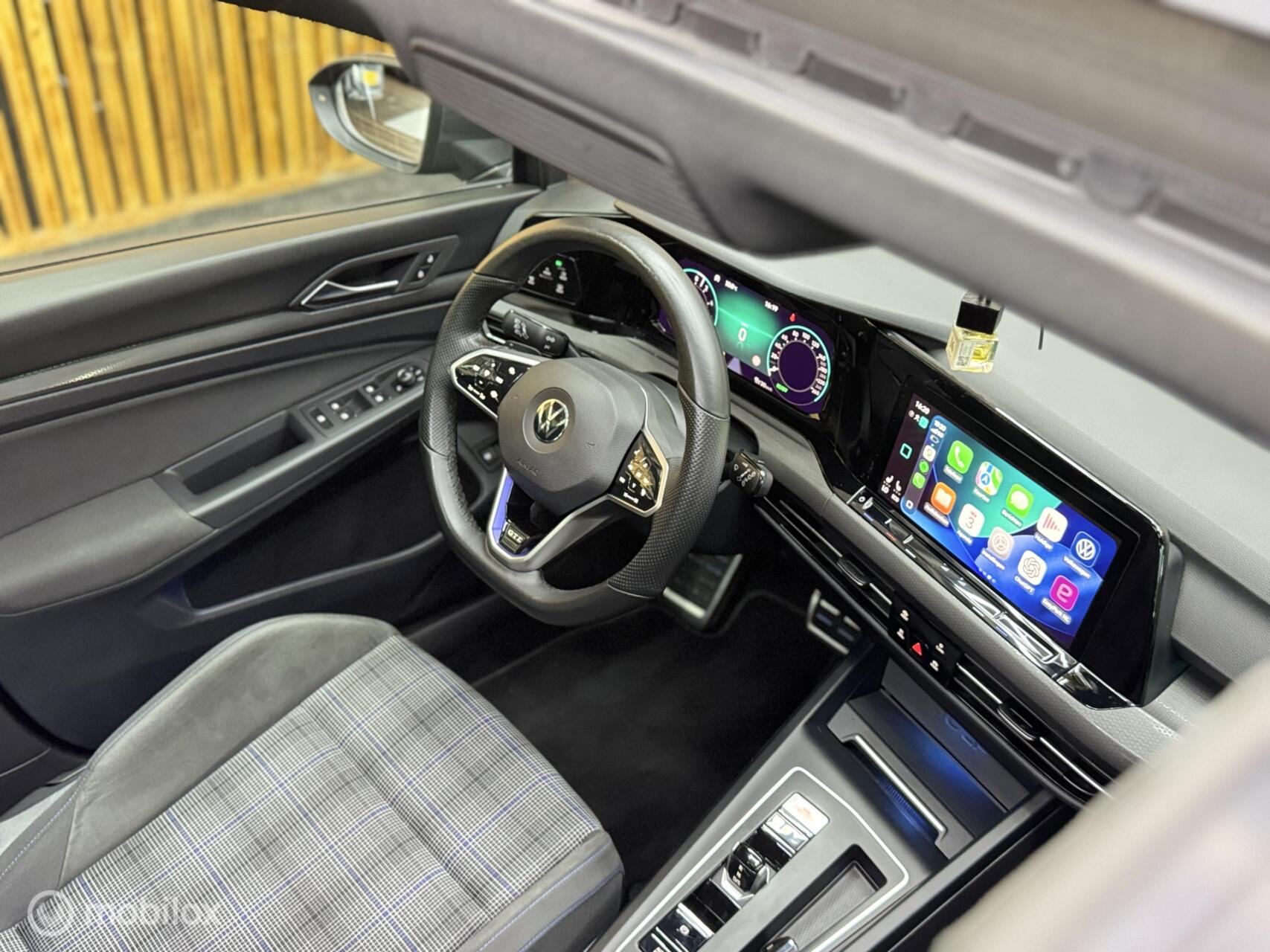 Foto van Volkswagen Golf GTE