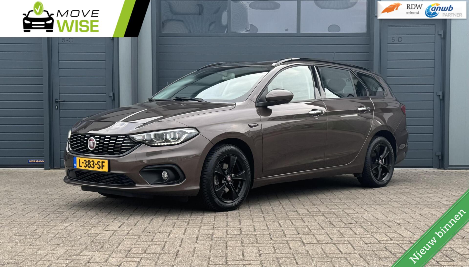 Fiat Fiat Tipo 1.4 -120pk T-Jet 16v Business Lusso | Adtv. Cruise | Camera | Trekhaak | Carplay | bj 2017 | 2017 - voorkant