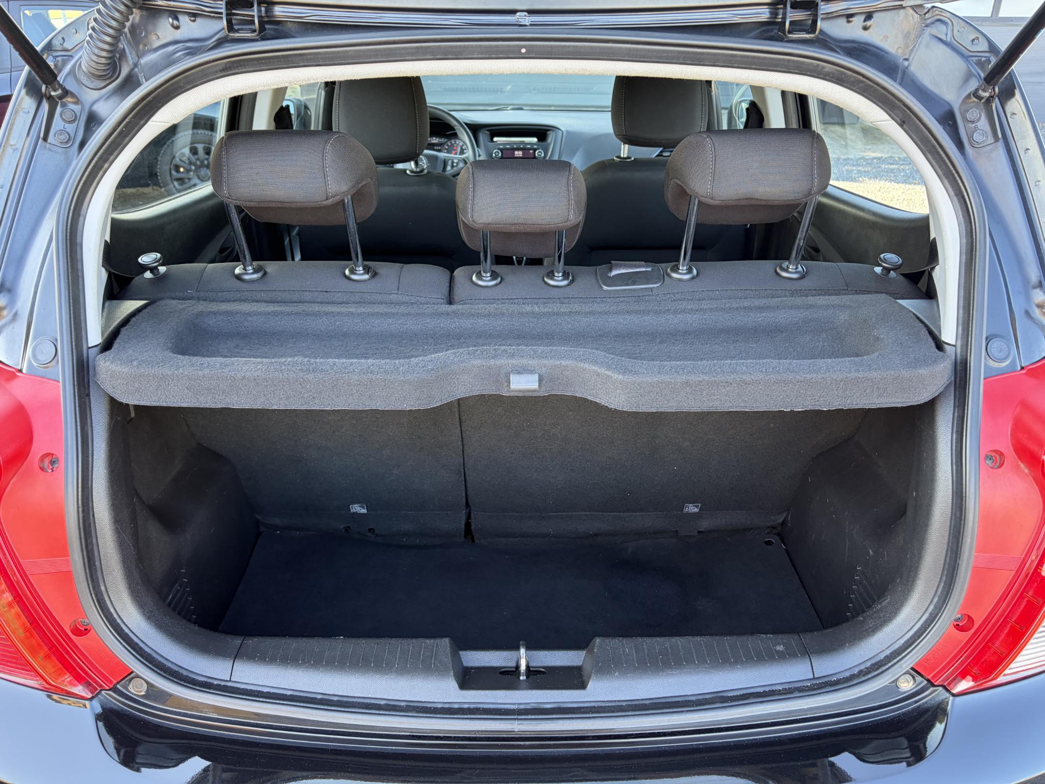 Foto van Opel Karl / Viva