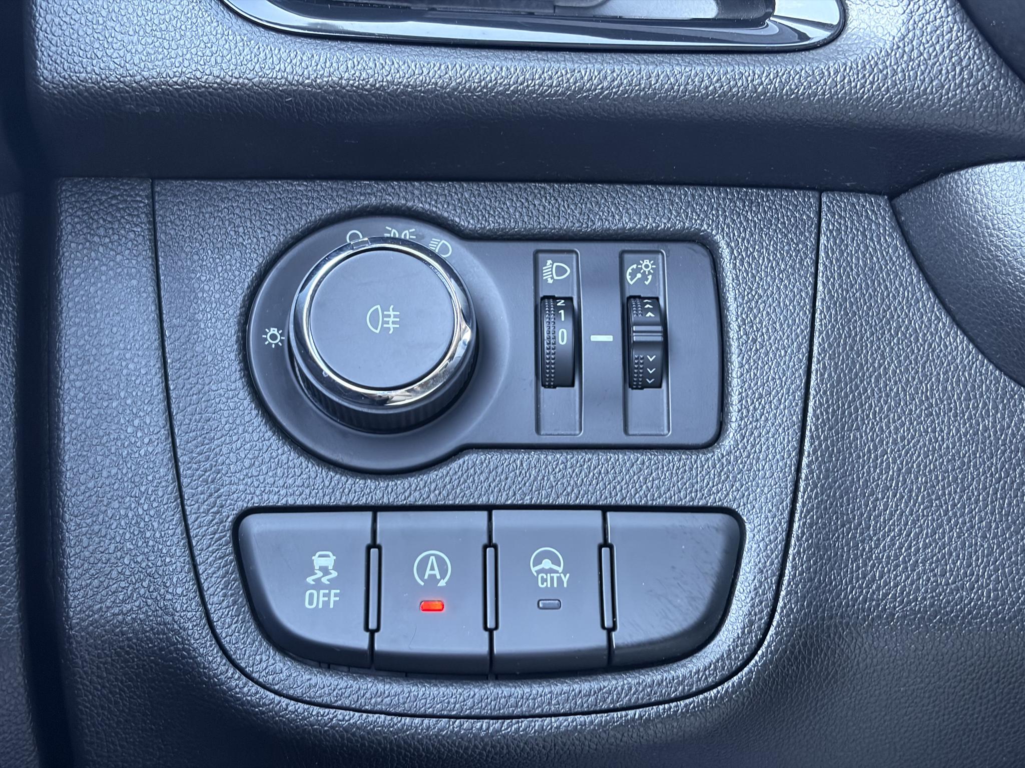 Foto van Opel Karl / Viva