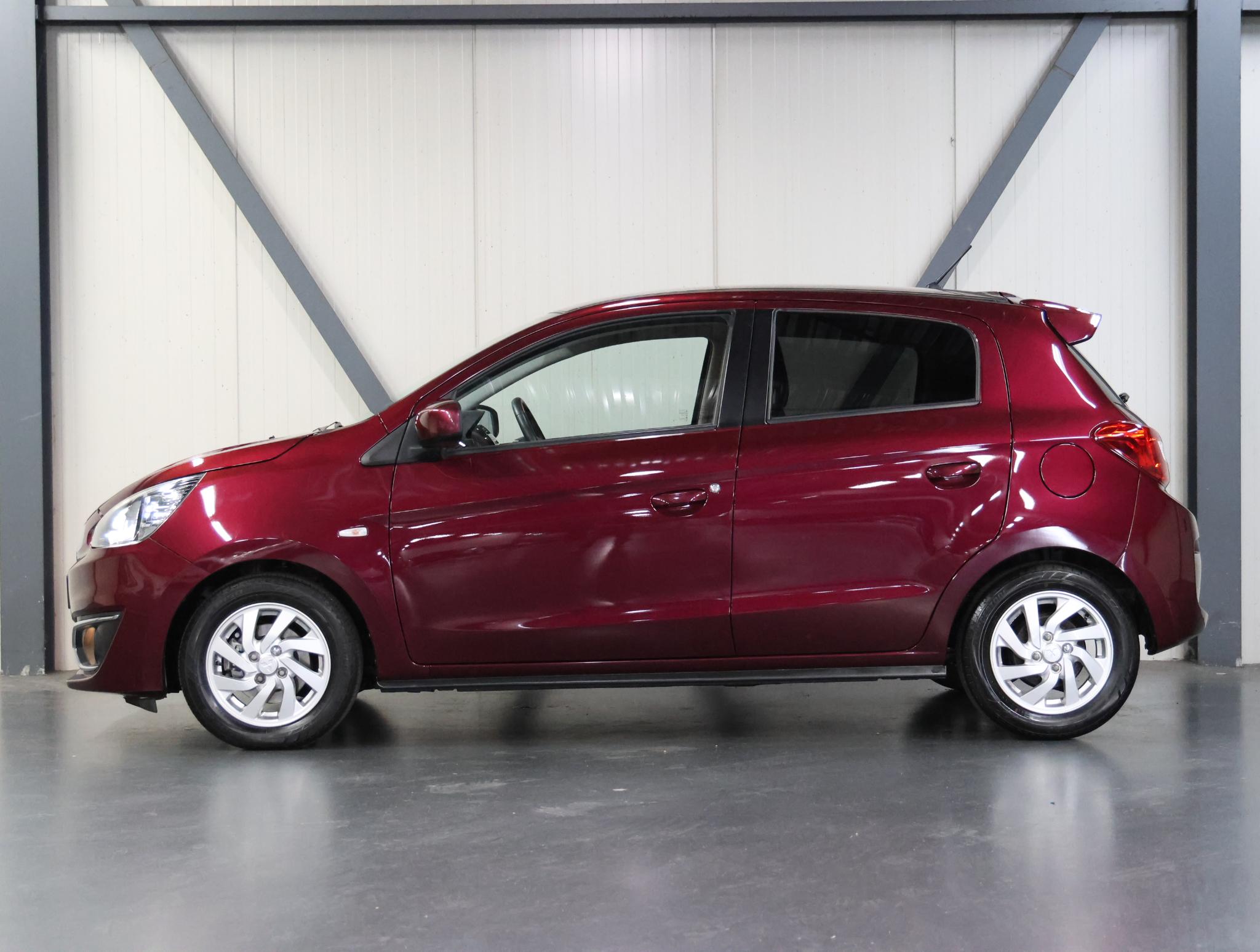 Foto van Mitsubishi Mitsubishi Space Star