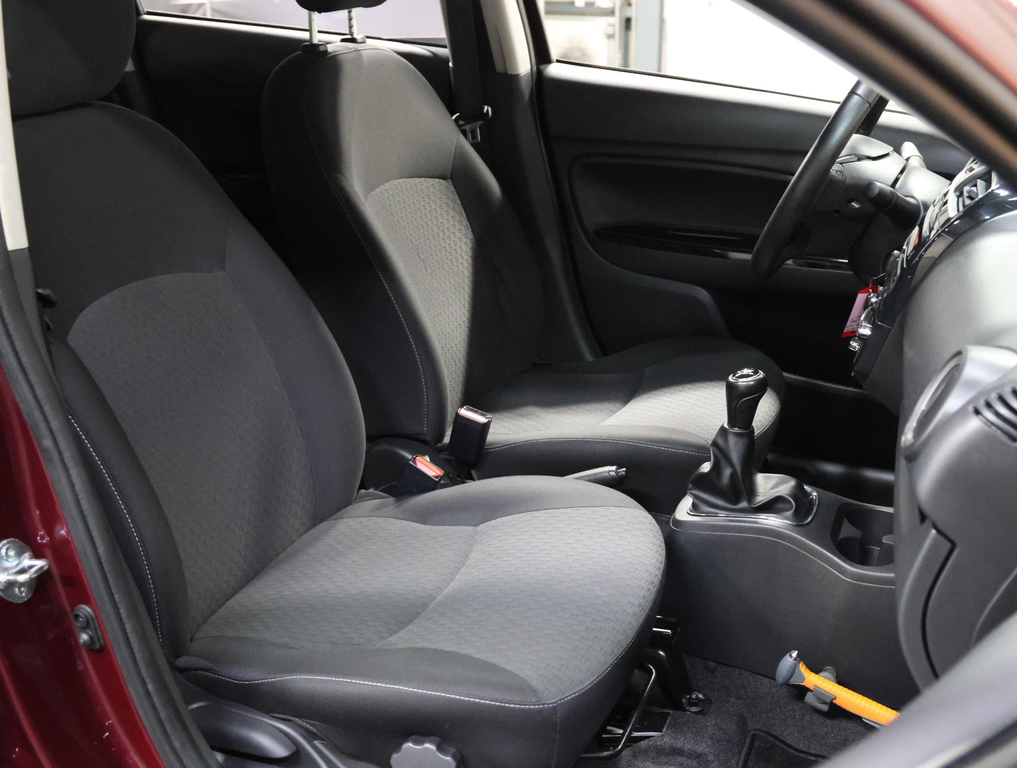 Foto van Mitsubishi Mitsubishi Space Star