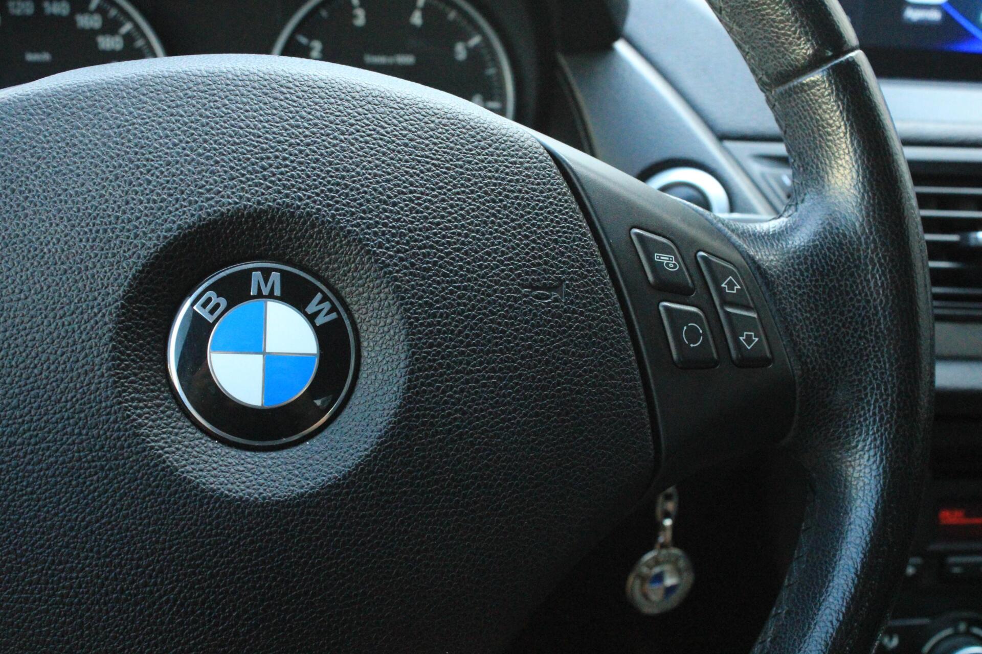 Foto van BMW X1 Sdrive18i