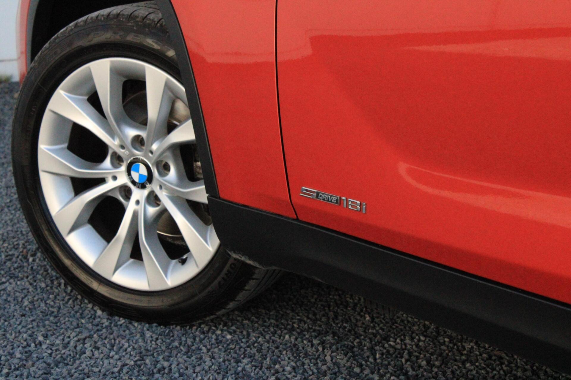 Foto van BMW X1 Sdrive18i